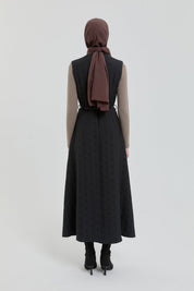 Thin Quilted Waistcoat with Belt - Black