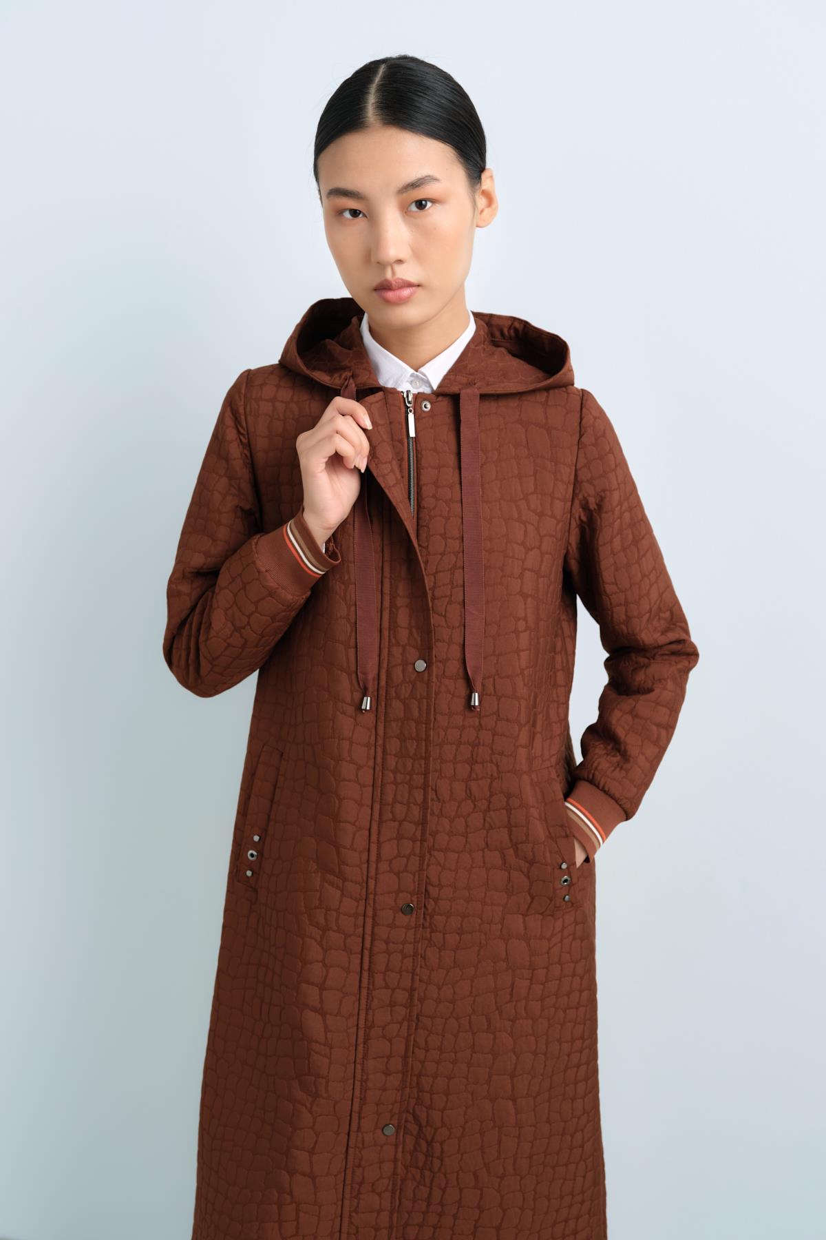 İnce Kapitone Kolları Ribanalı Kapşonlu Kap - Kahve
