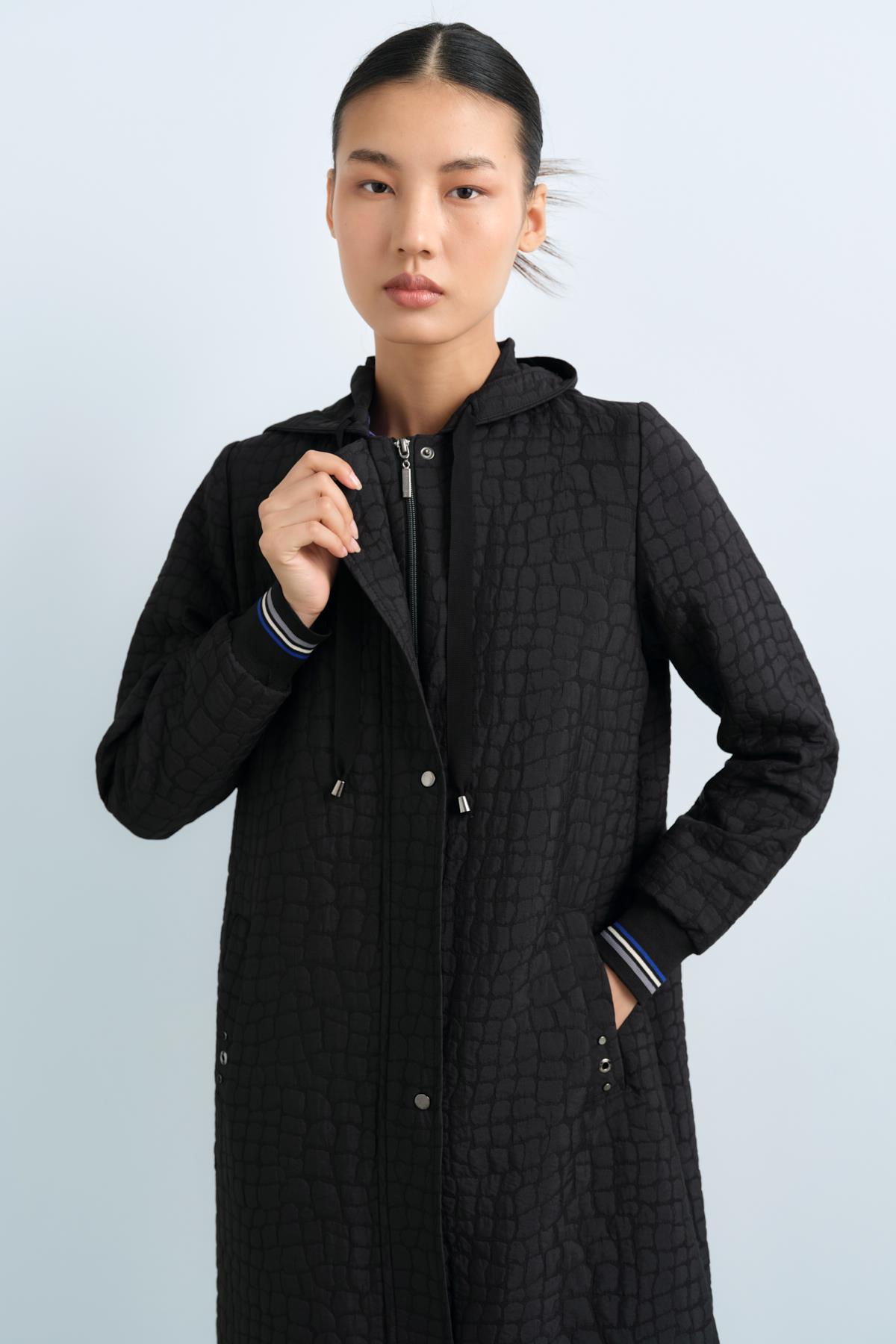 Thin Quilted Sleeves, Ribbed Hooded Jacket - Black