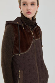 Thin Quilted Vest with Plush Details - Coffee