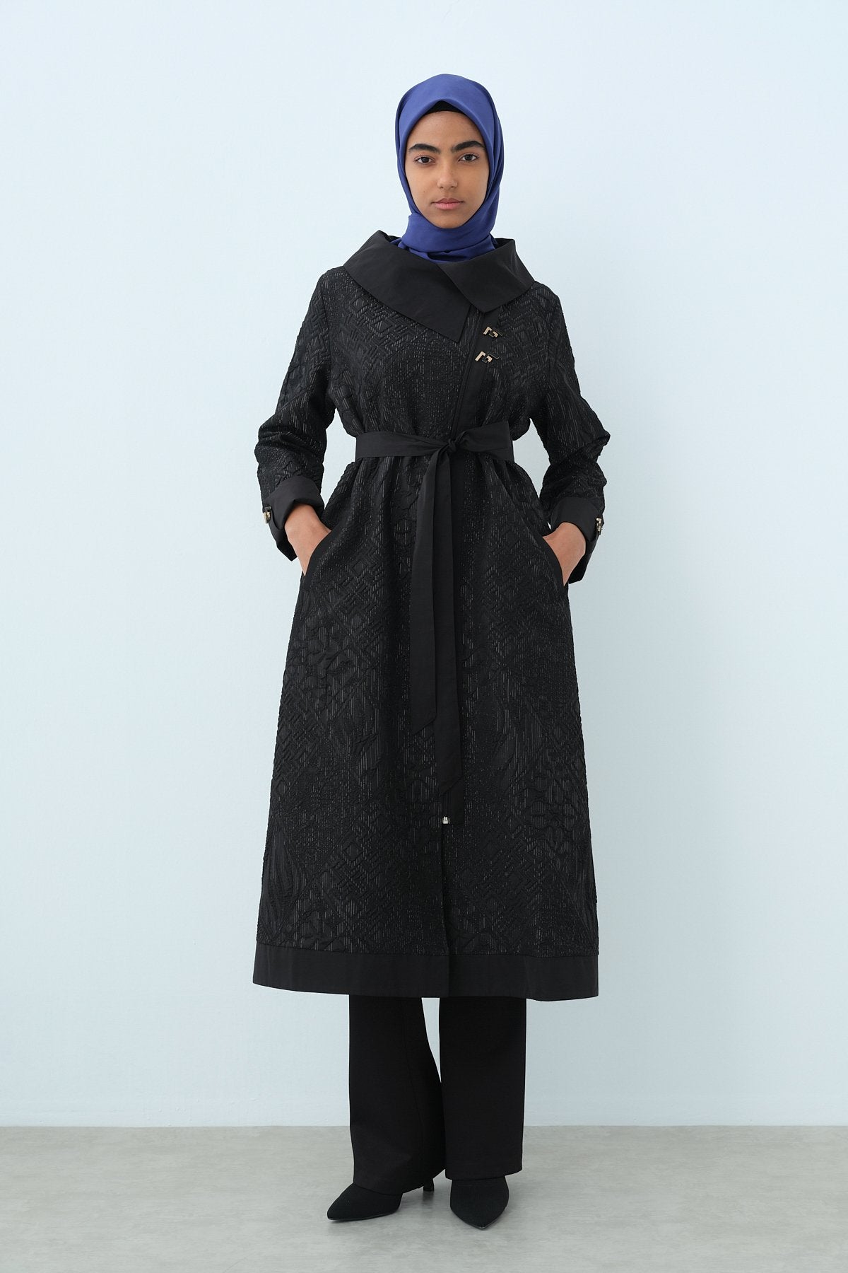 Fine Quilted Relaxed Fit Coat - Black