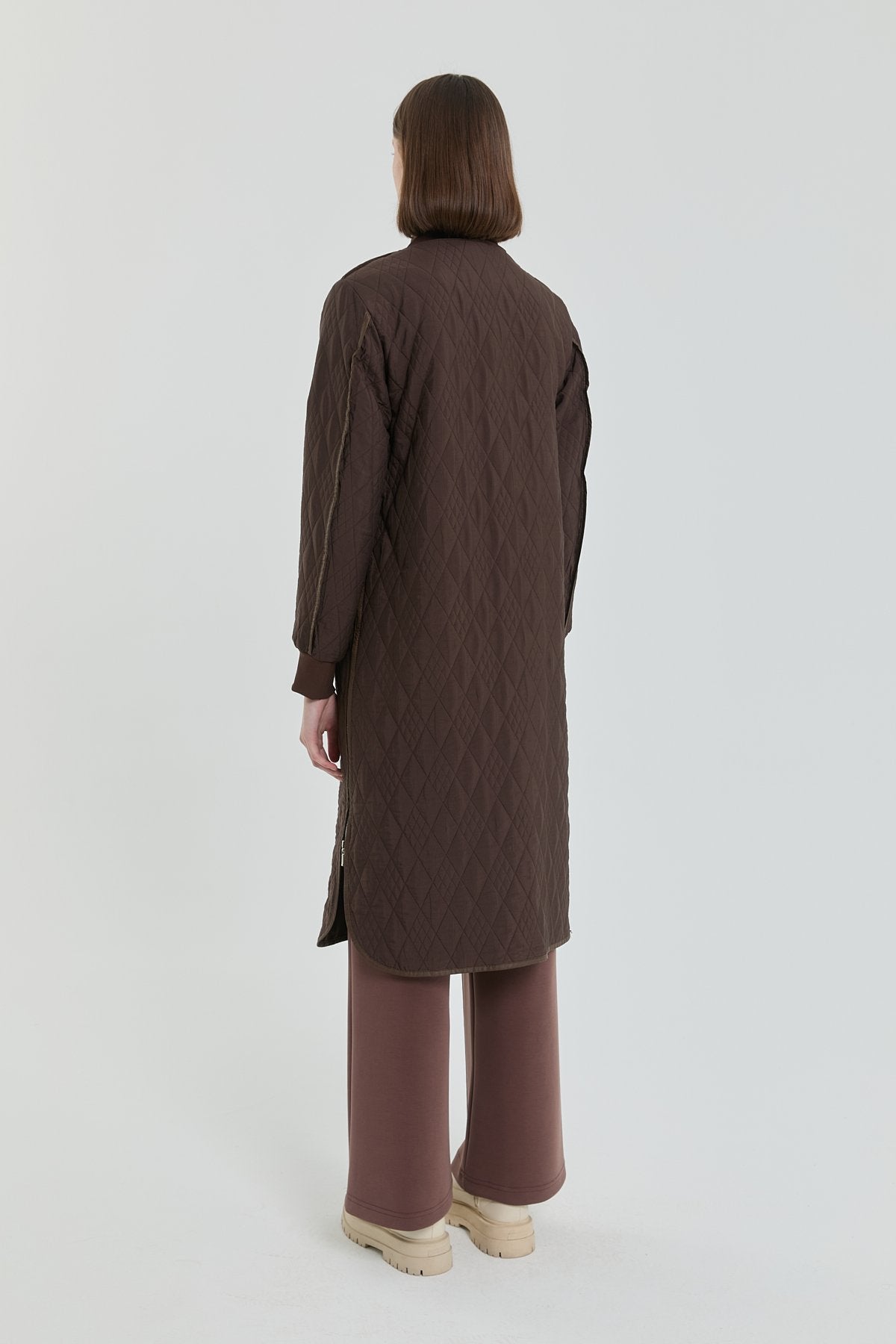 Fine Quilted Ribbed Coat - Coffee
