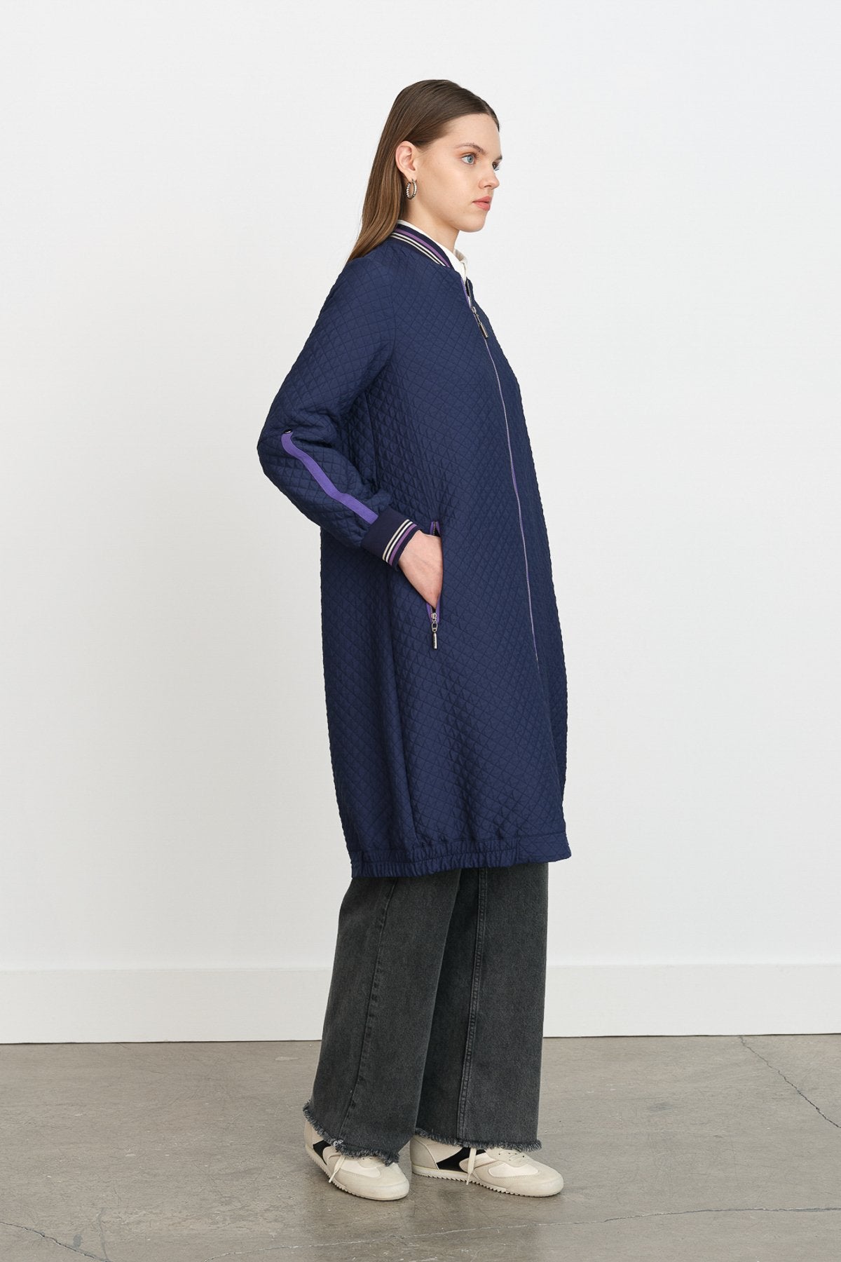 Fine Quilted Ribbed Coat - Navy Blue