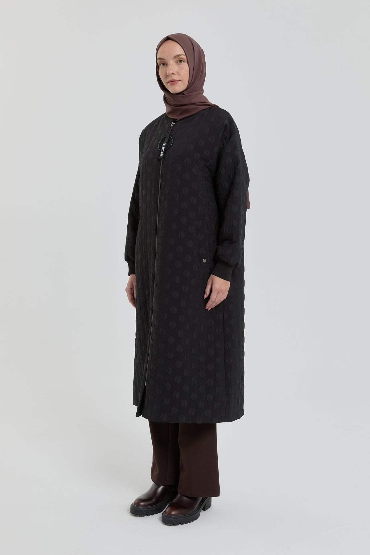 ince-kapitone-ribana-detayli-kap-siyah-257346.jpg