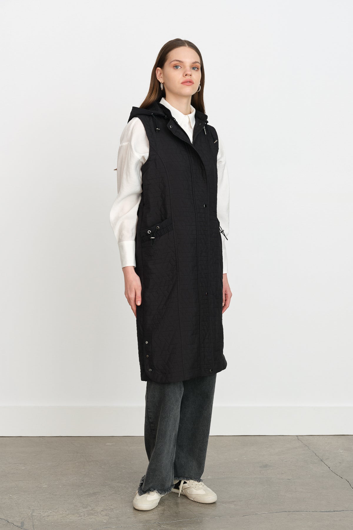 Thin Quilted Vest with Patch Pockets - Black