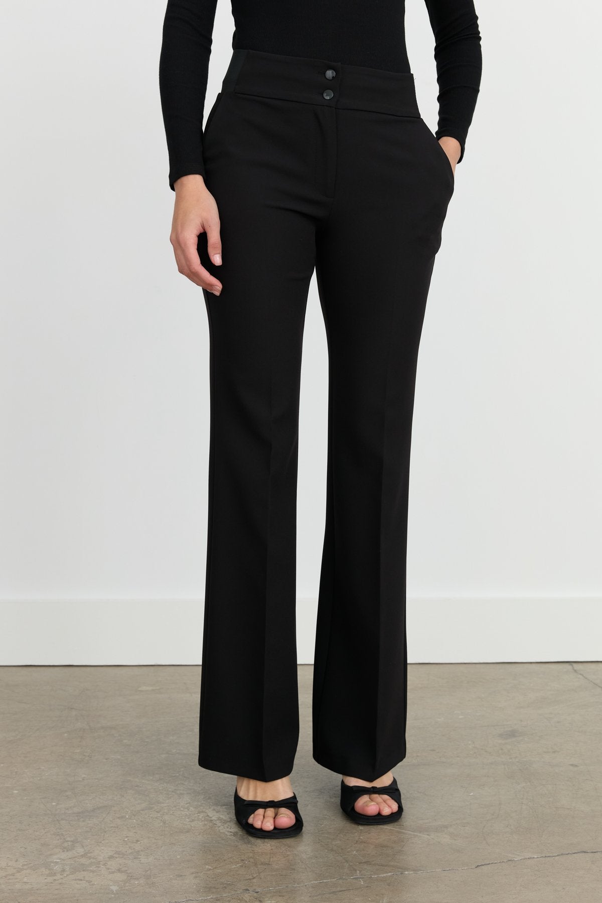Spanish-style flared trousers - Black