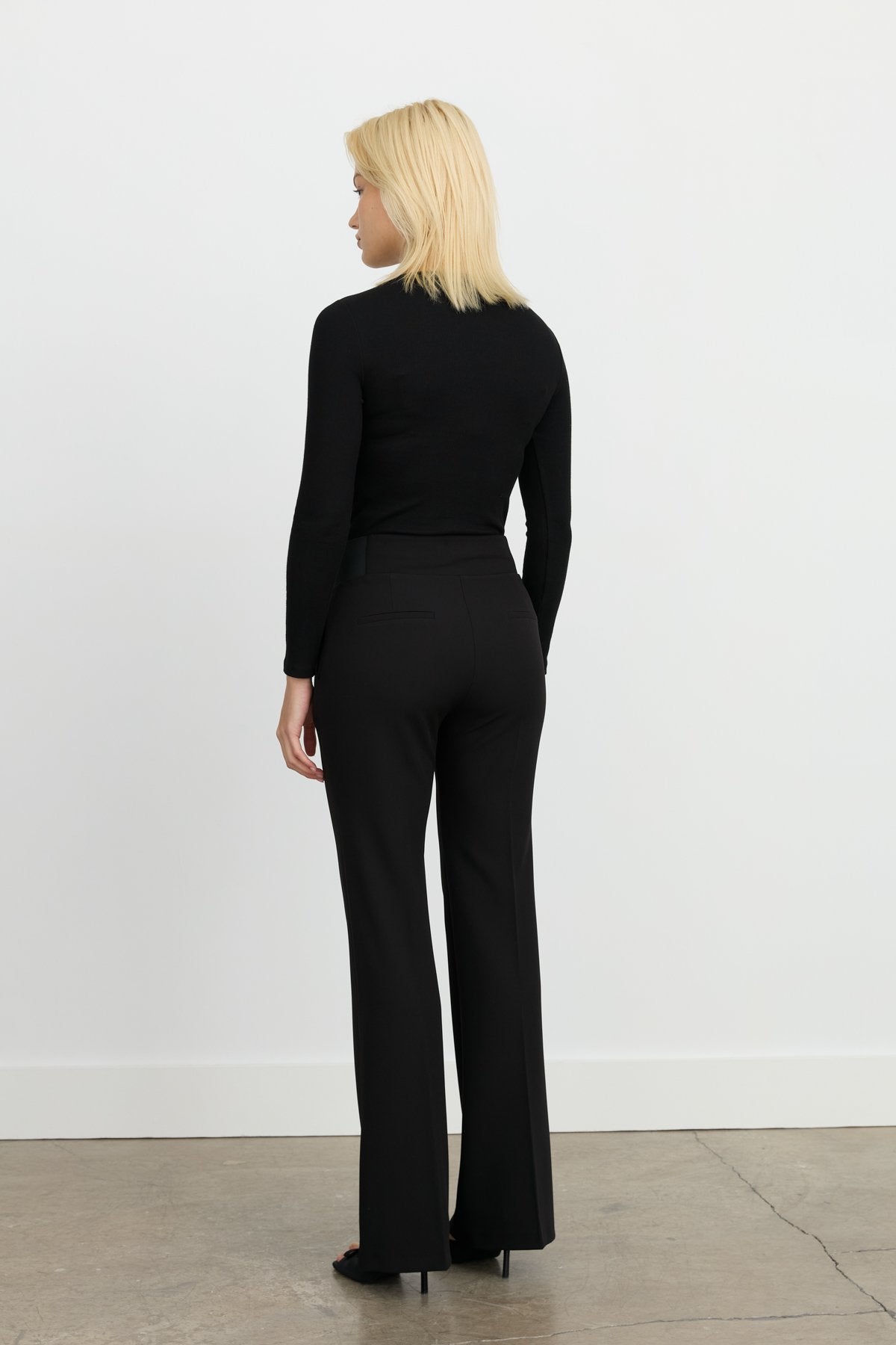Spanish-style flared trousers - Black