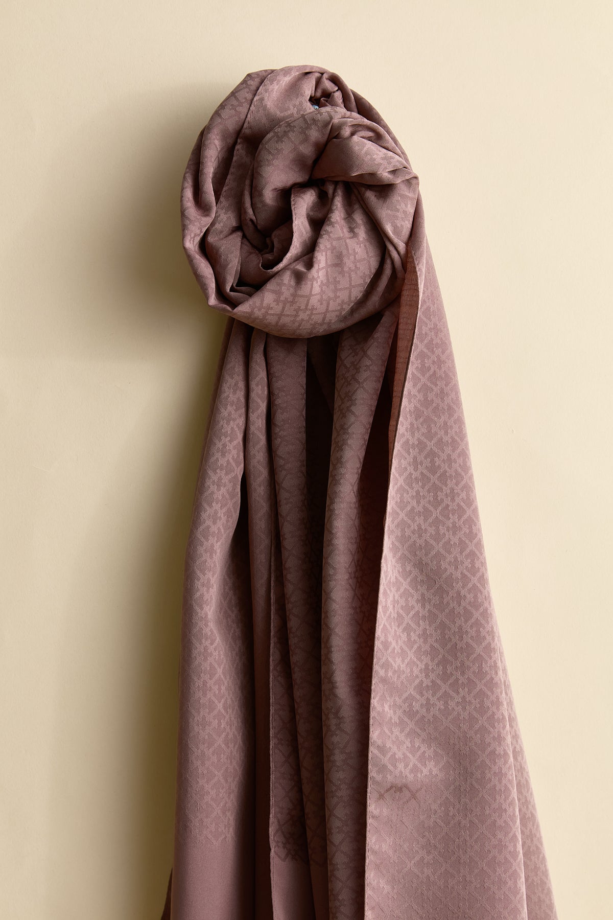 Jacquard Patterned Shawl - Dark Brown