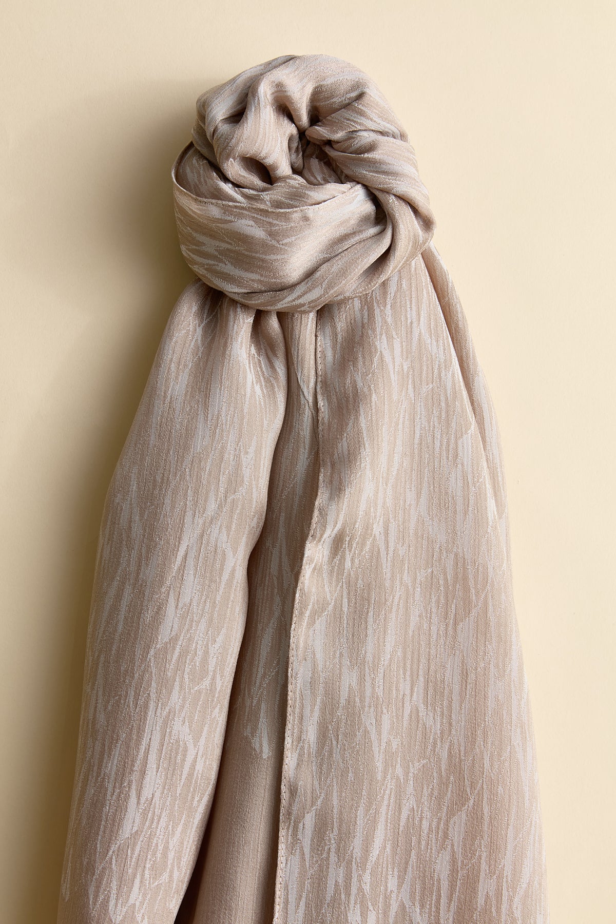 Jacquard Patterned Shawl - Sand
