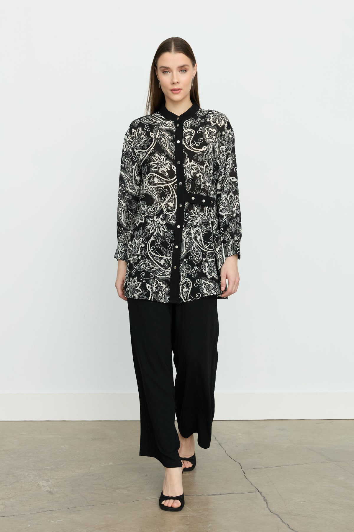 Patterned Tunic with Belt Detail - Black