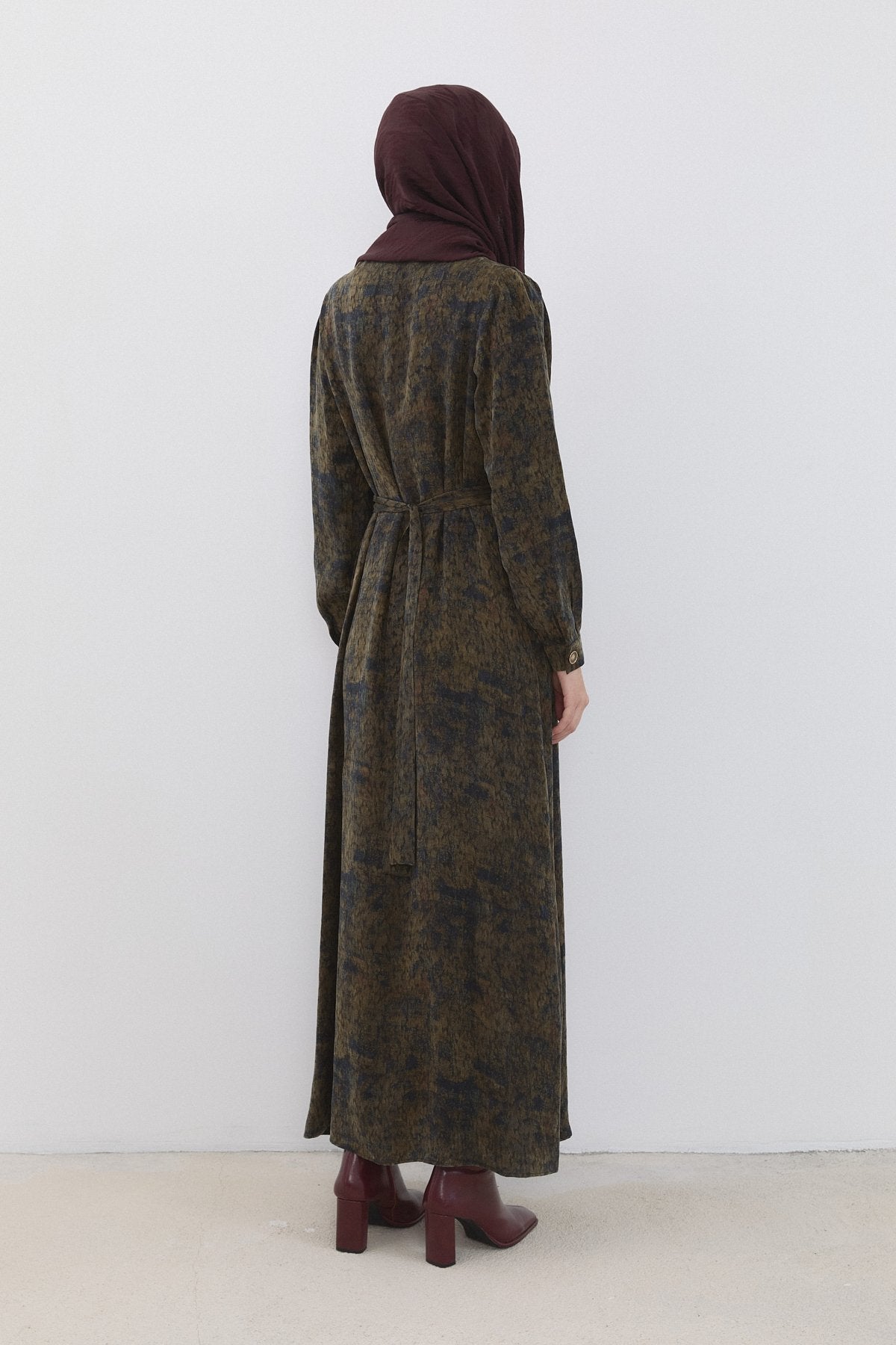 Cupra Dress with Belt Detail and Buttoned Shoulder - Khaki