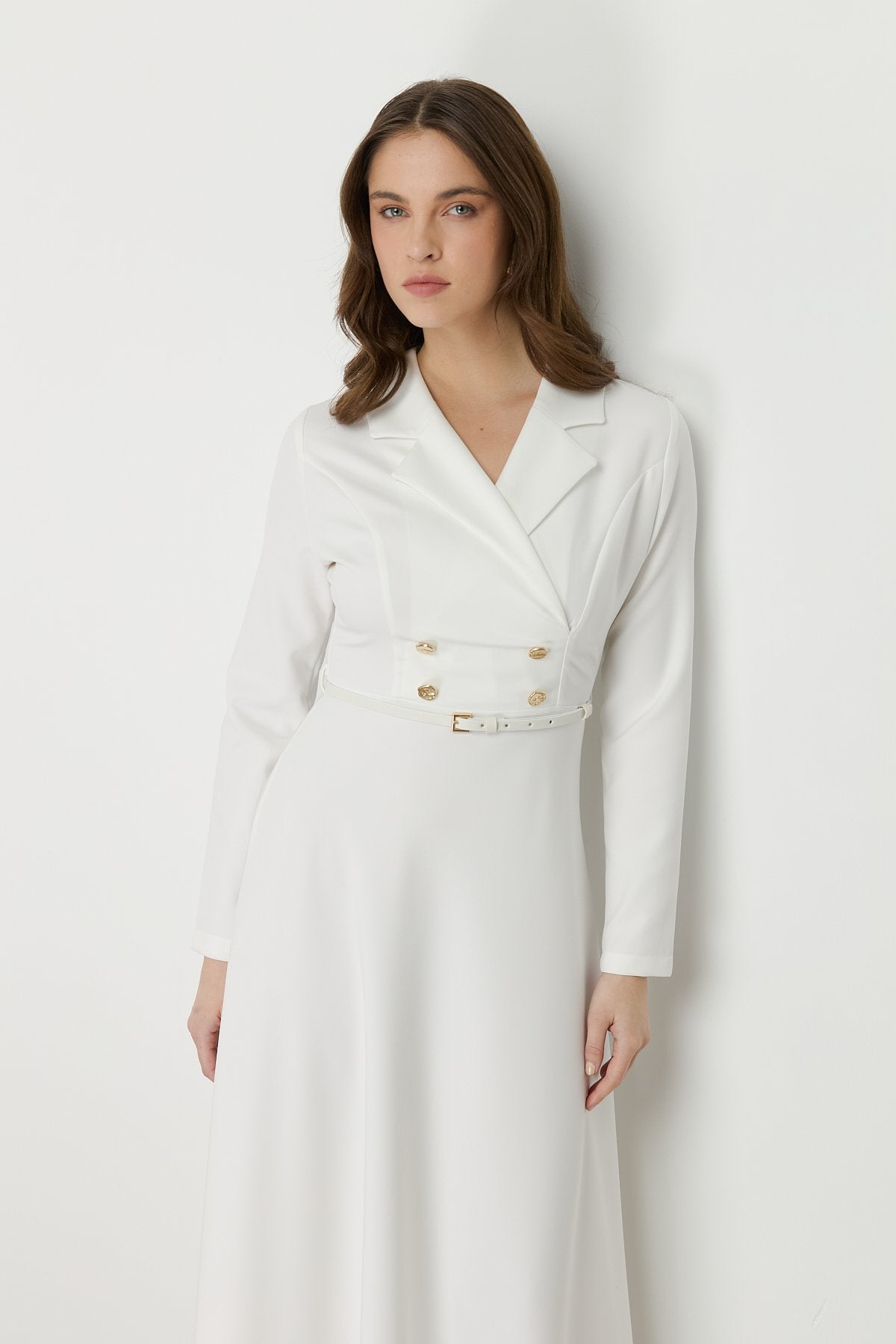 Elegant Dress with Belt and Button Details - Ecru