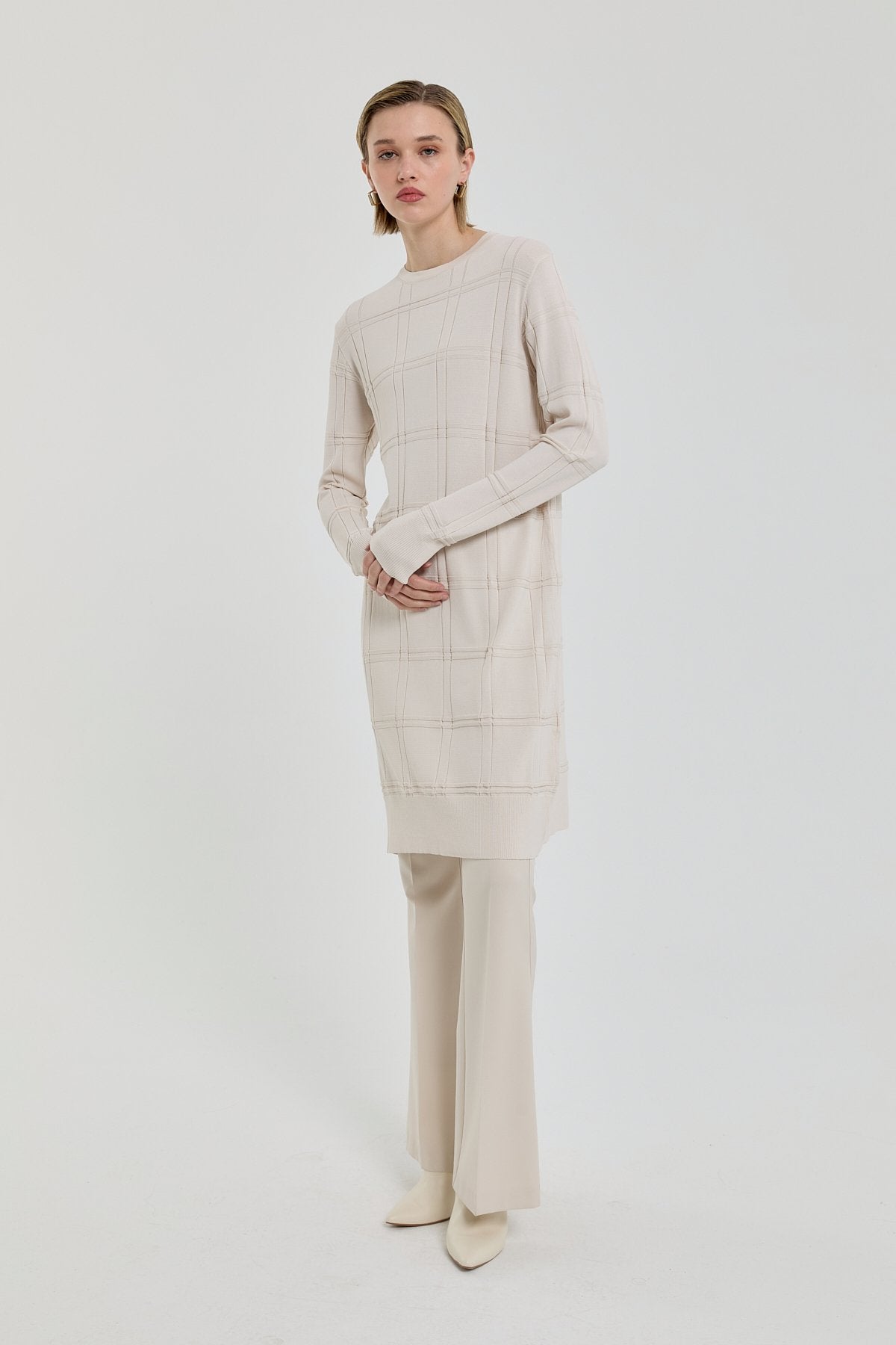 Kendinden Desenli Rayon Triko Tunik - Bej