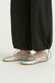 Gathered Cropped Cotton Trousers - Black