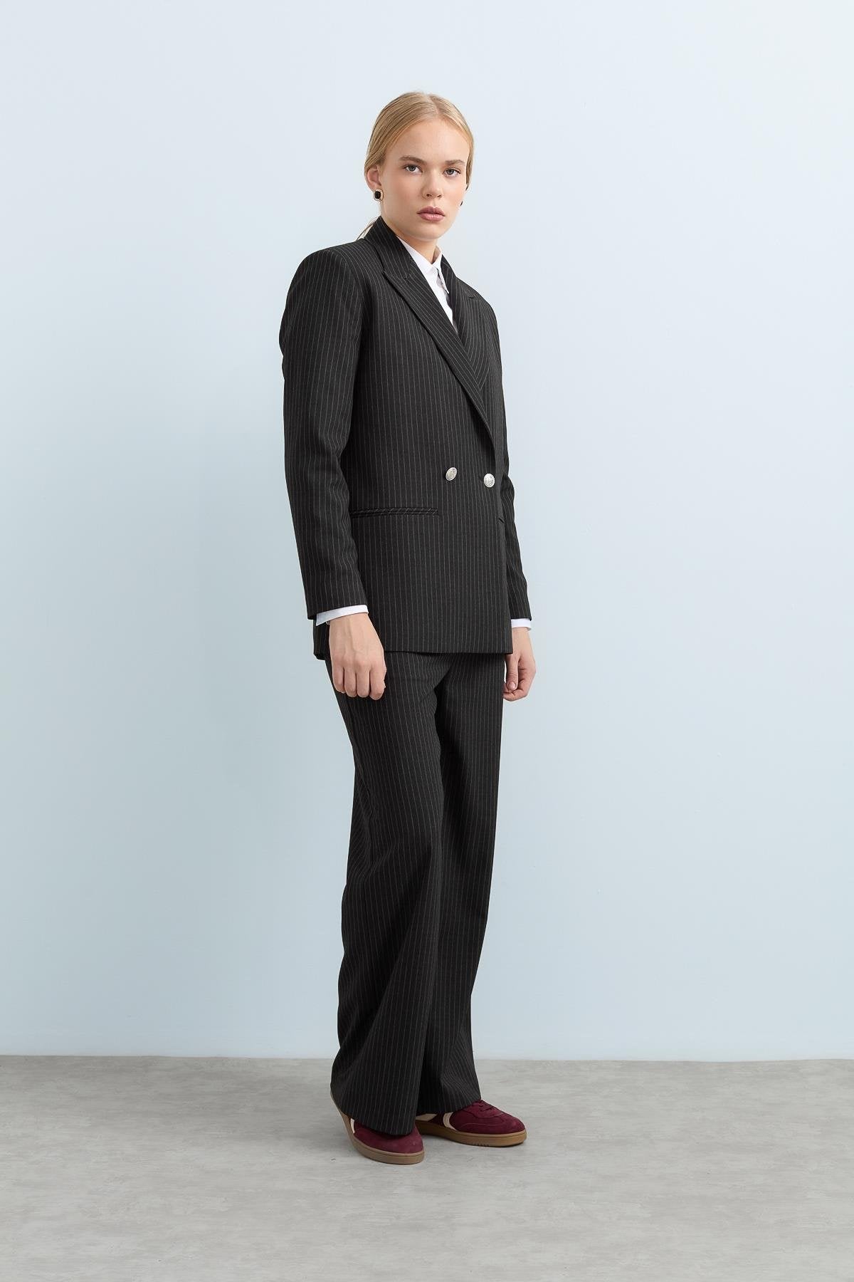 Kılıç Yaka Çizgili Blazer Ceket - Füme