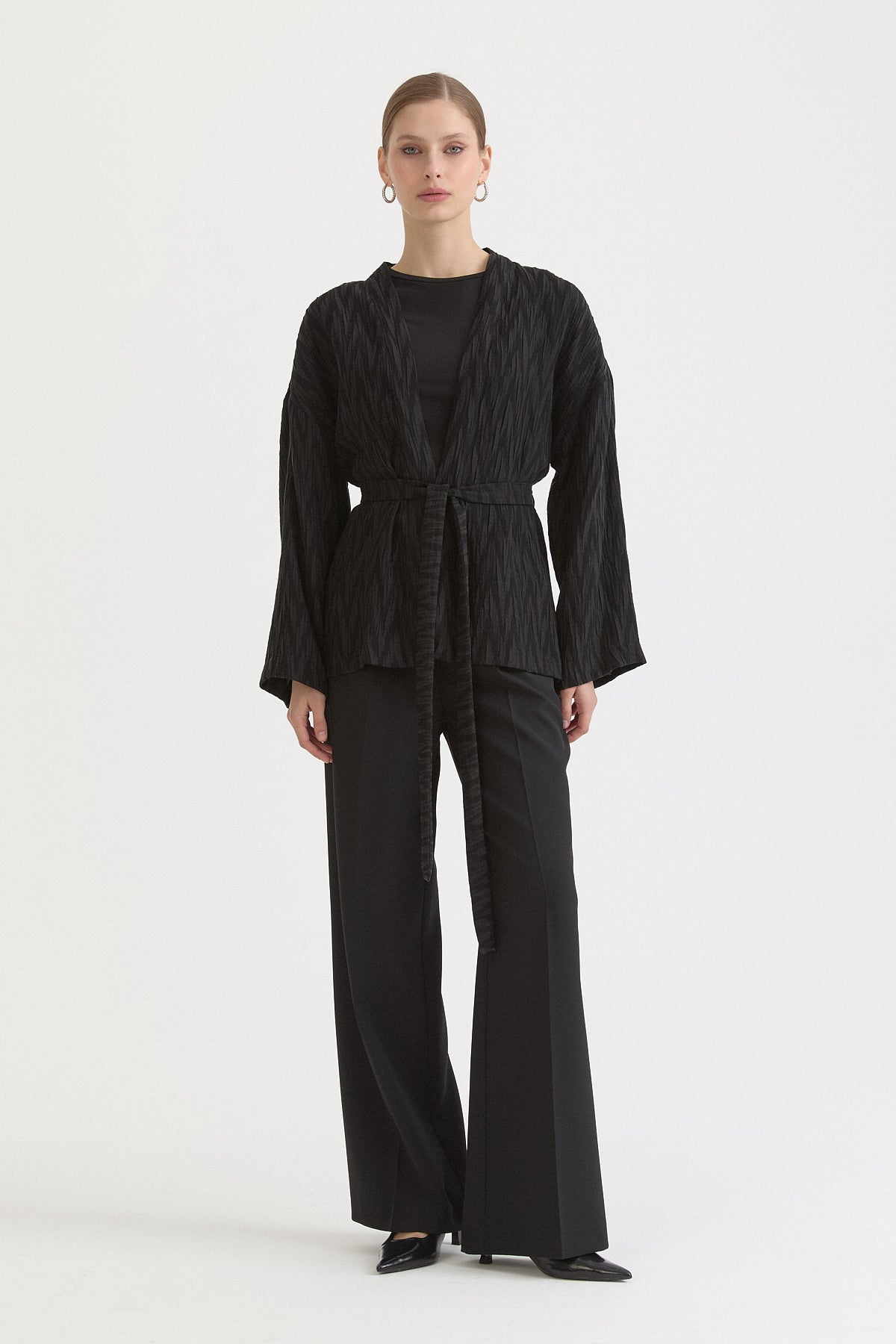 kisa-baglamali-lyocell-kimono-siyah-263838.jpg
