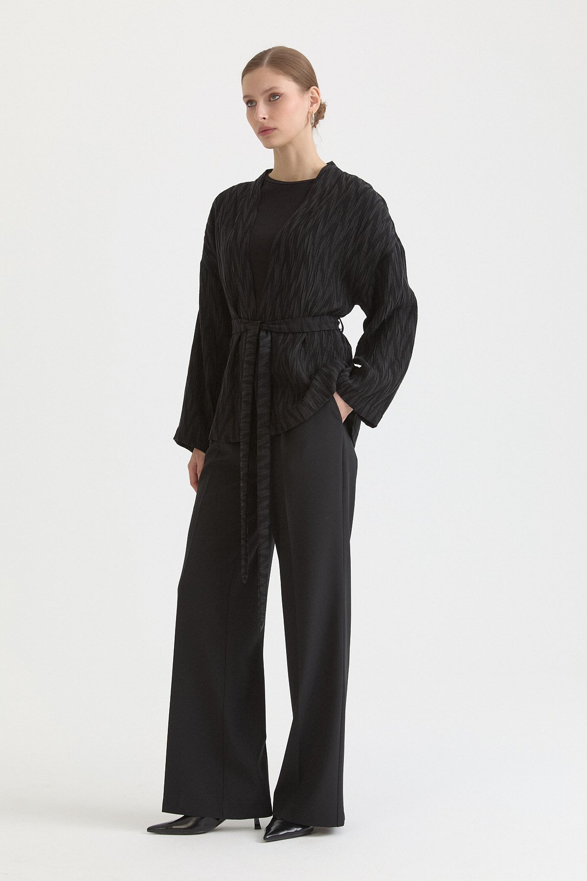Kısa Bağlamalı Lyocell Kimono - Siyah
