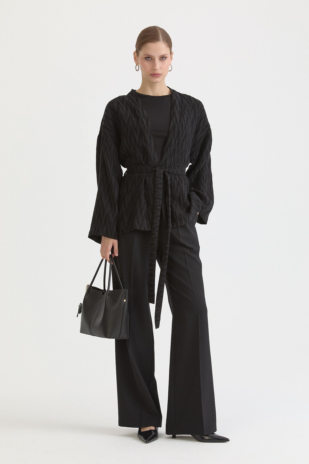 Kısa Bağlamalı Lyocell Kimono - Siyah