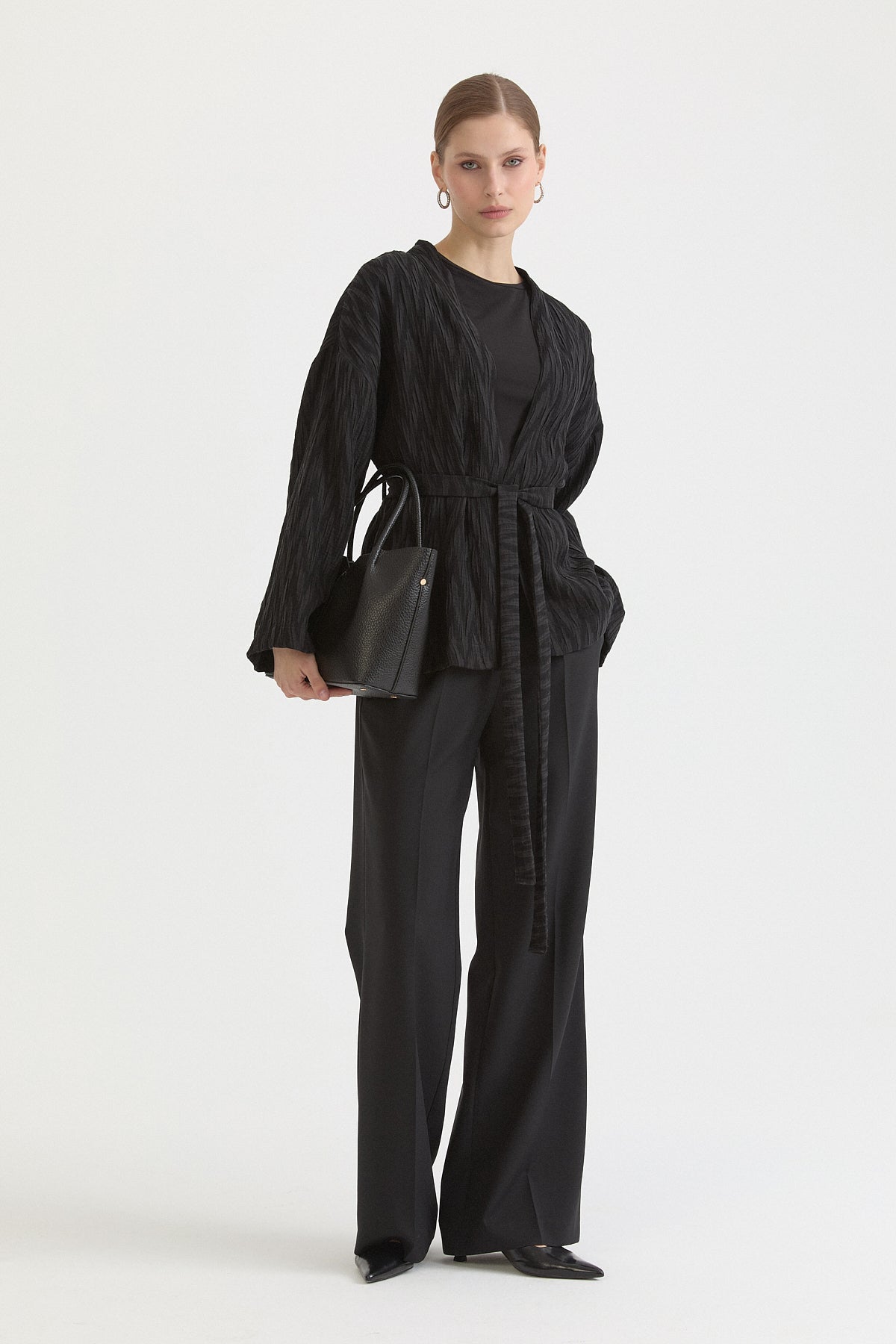 Kısa Bağlamalı Lyocell Kimono - Siyah