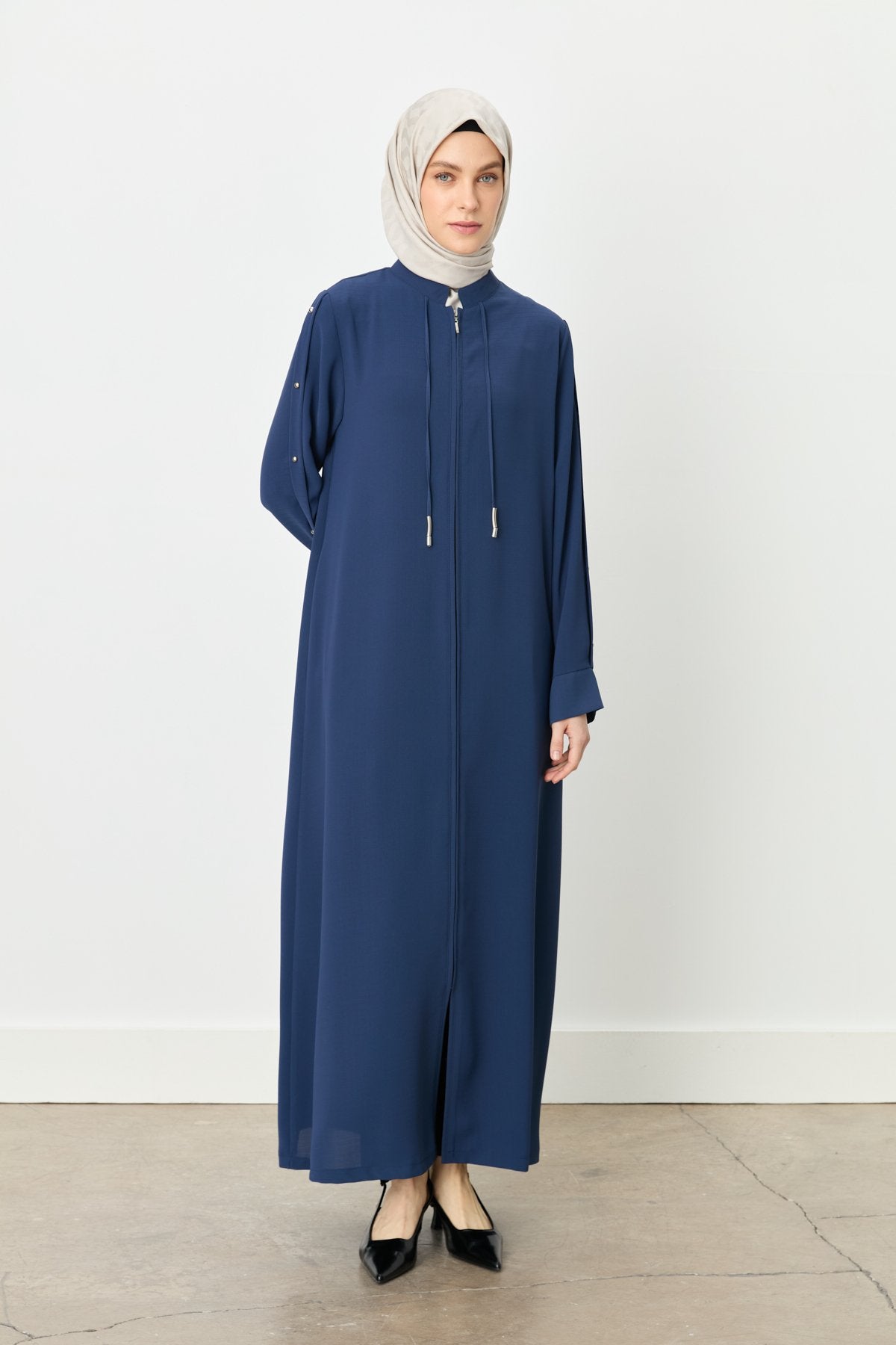 kol-detayli-hakim-yaka-ferace-indigo-248581.jpg