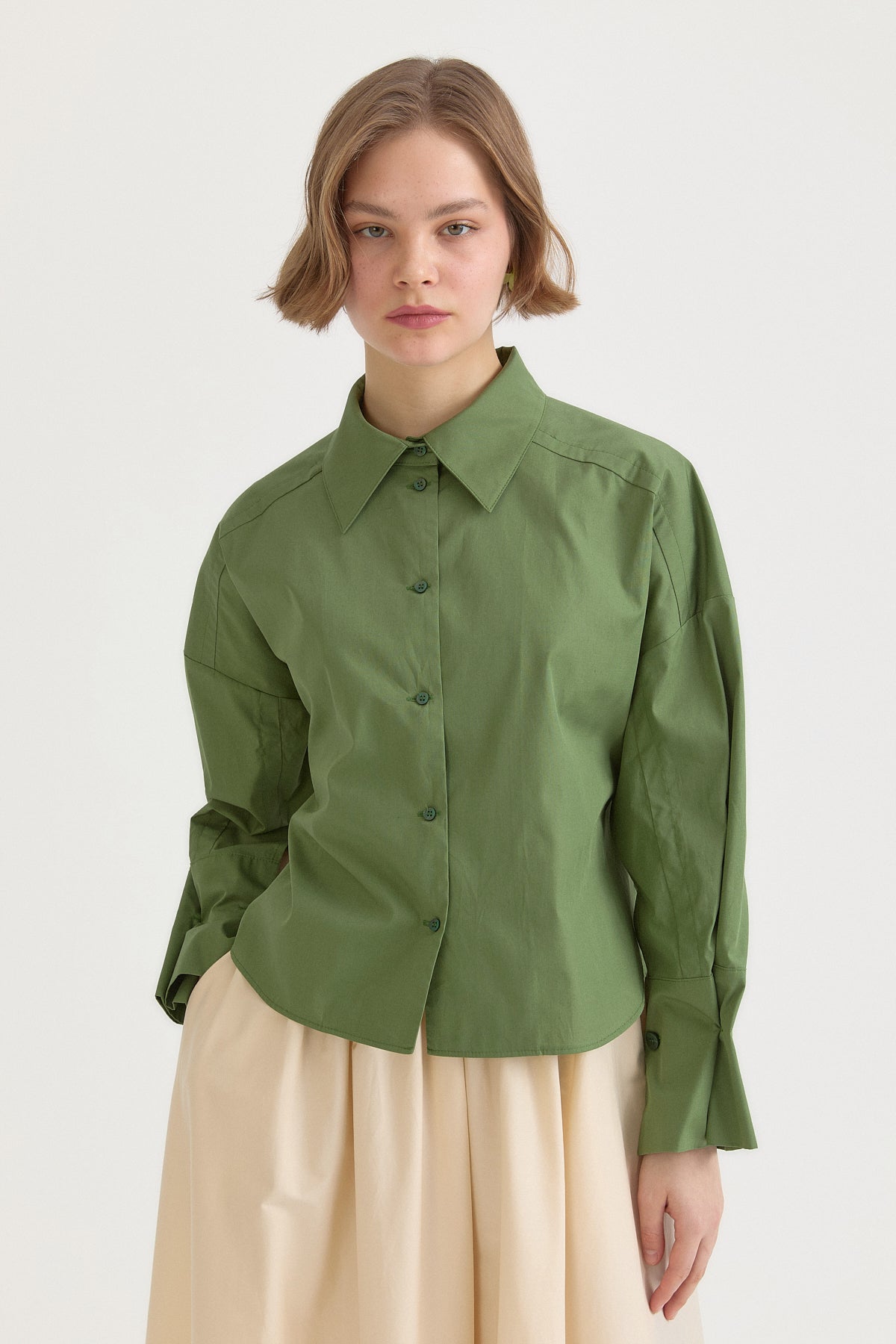 kol-detayli-oversize-pamuk-gomlek-amazon-265072.jpg