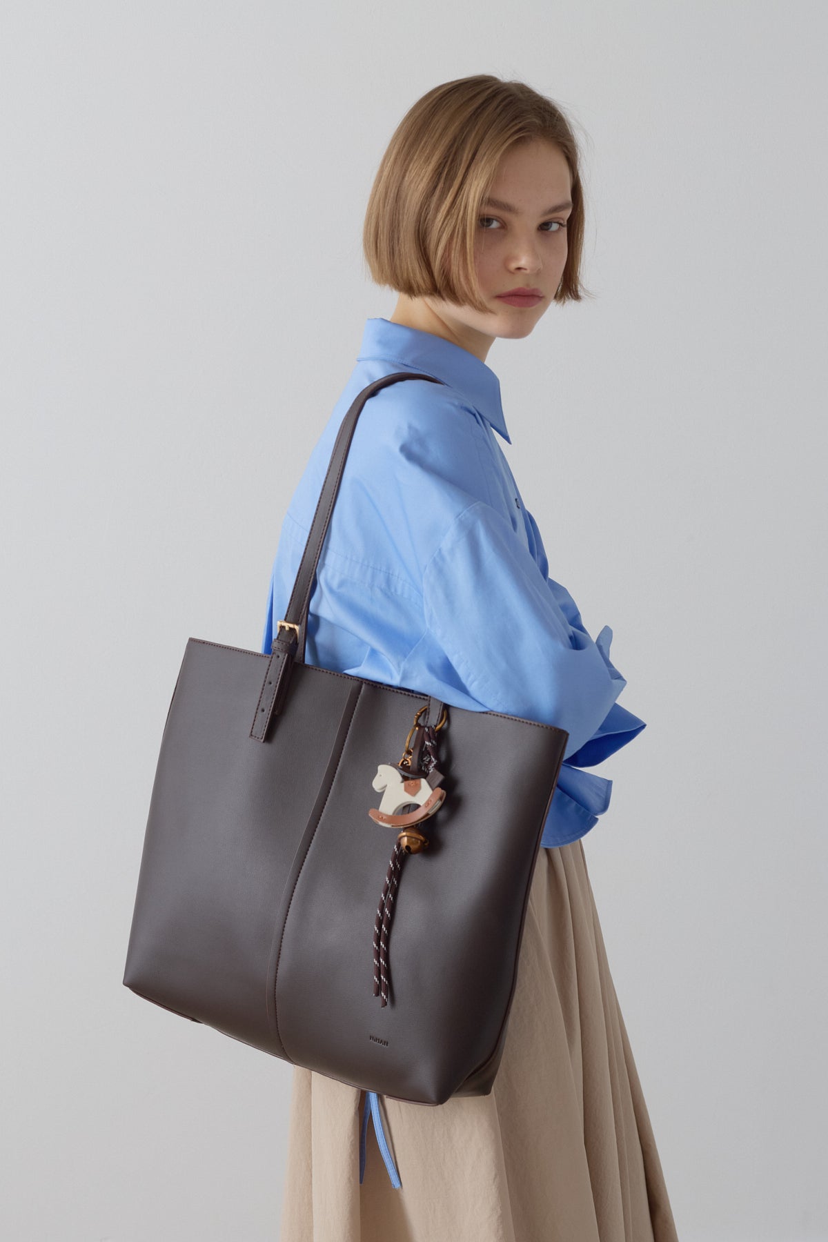 kol-detayli-oversize-pamuk-gomlek-mavi-265076.jpg