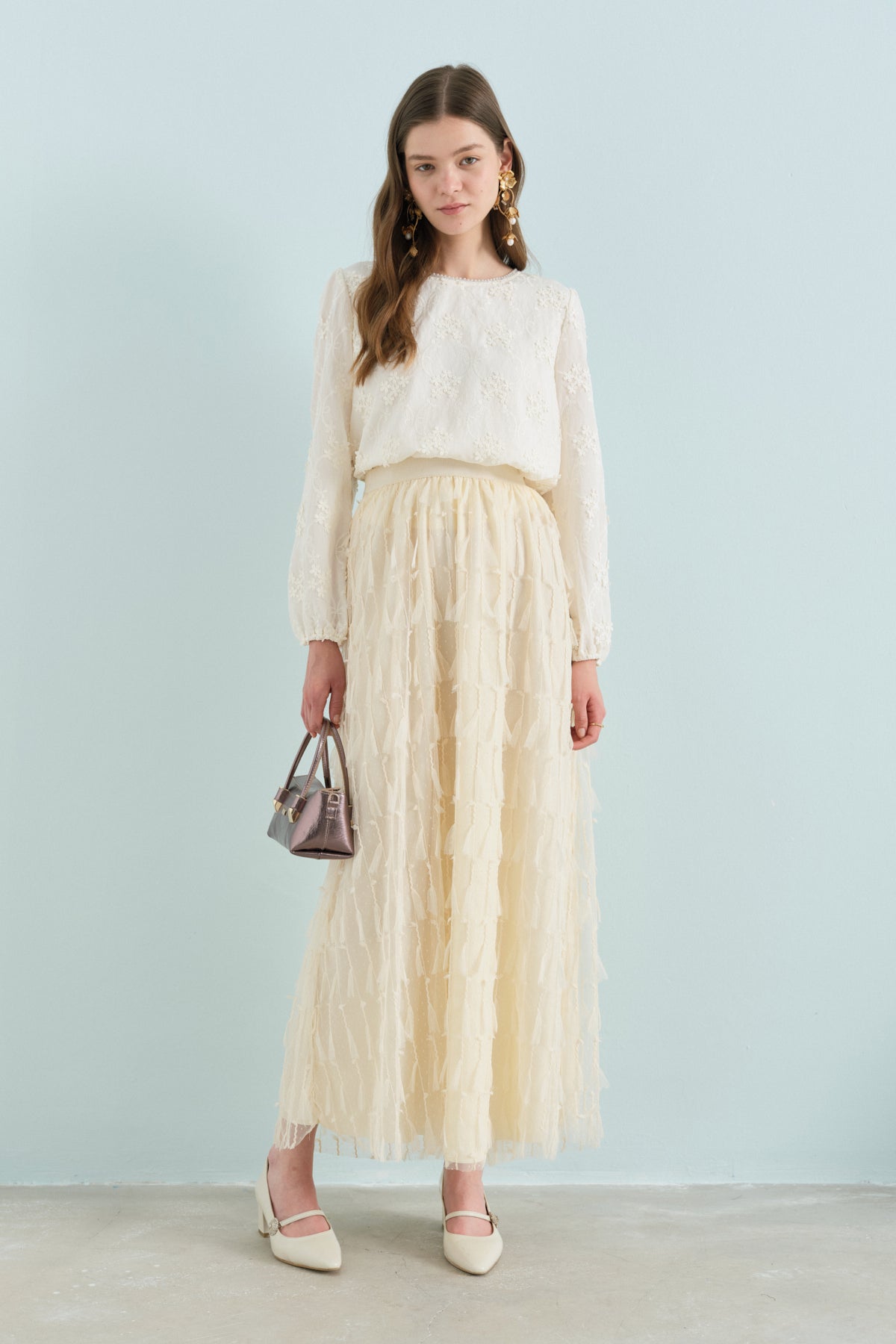 Pearl-Embellished Neckline Knitted Blouse with Elasticated Cuffs - Ecru
