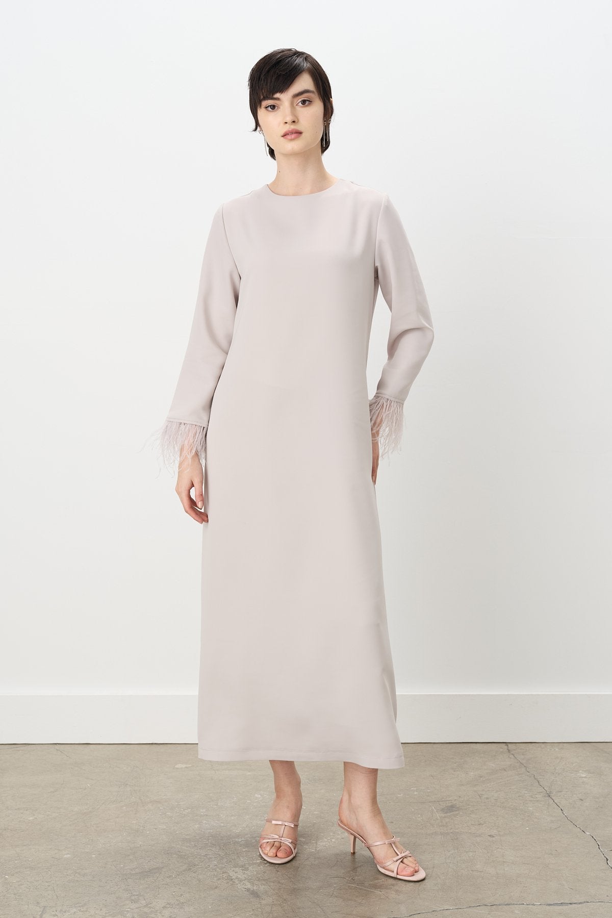 Elegant Dress with Ostrich Feather Sleeves - Stone