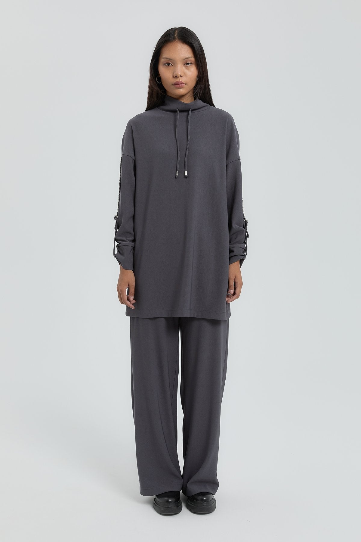 Kolları Taşlı Örme Pantolon Tunik Takım - Füme
