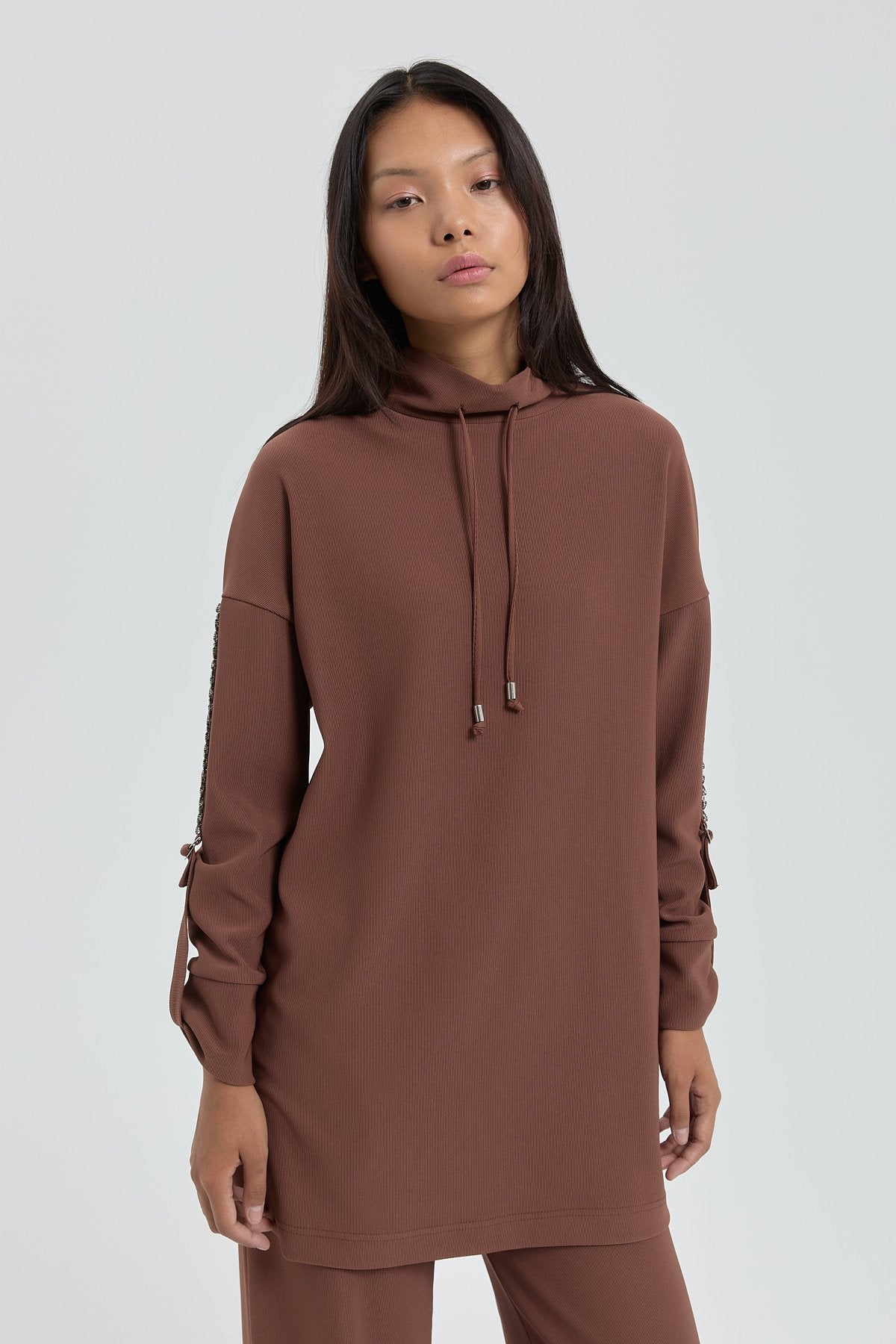 Embellished Knitted Pants and Tunic Set - Brown