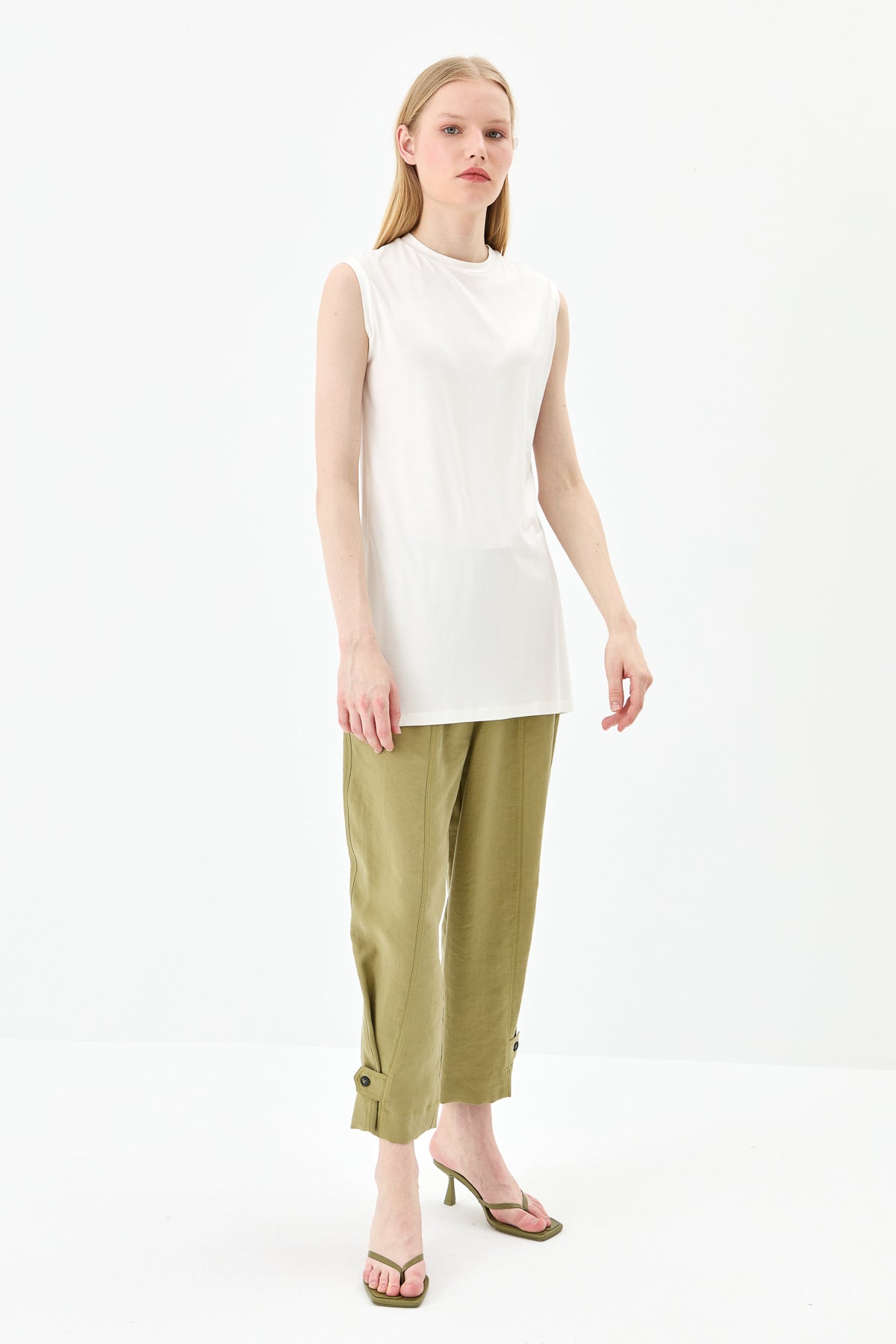 Sleeveless Cotton Undershirt - Ecru