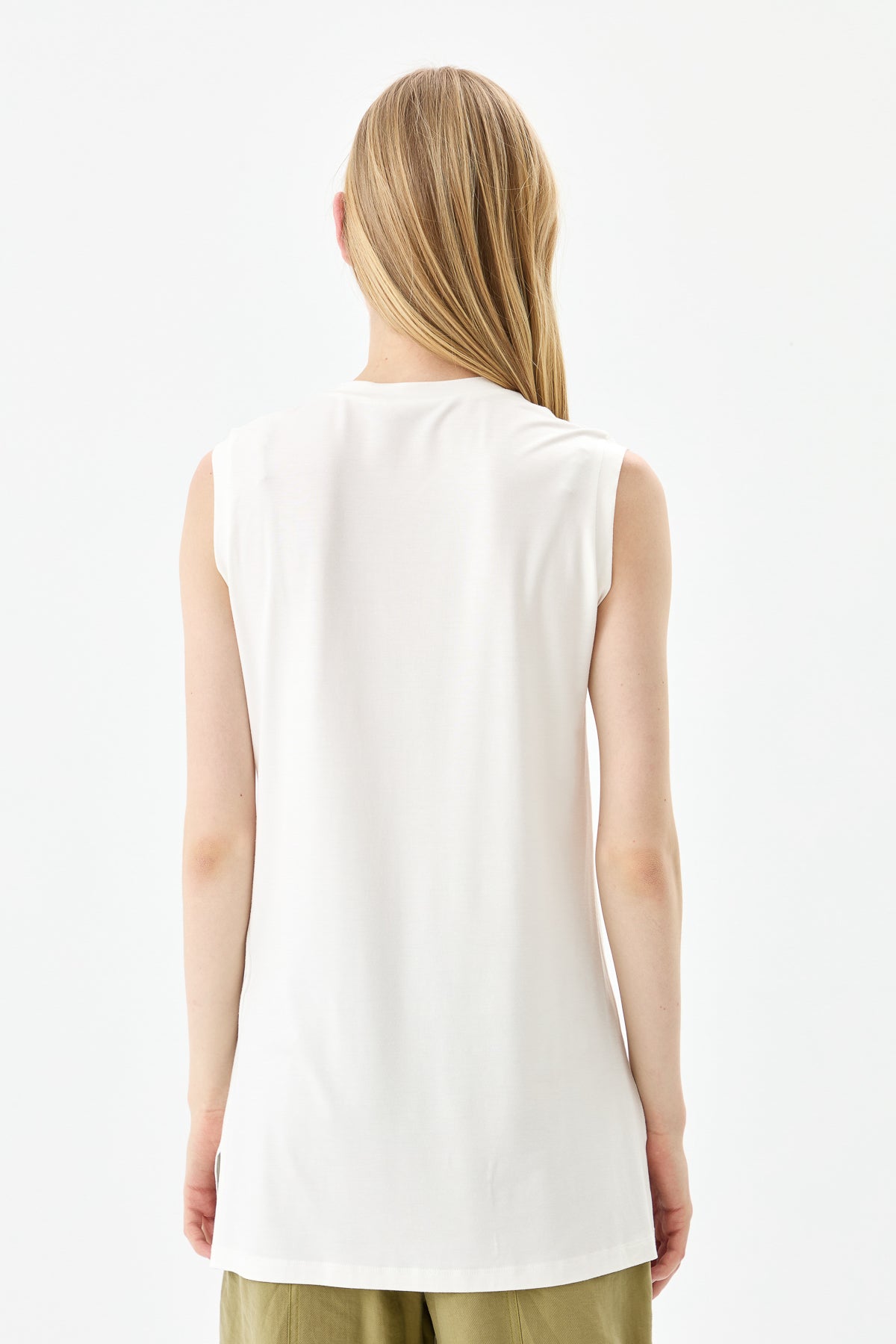 Sleeveless Cotton Undershirt - Ecru
