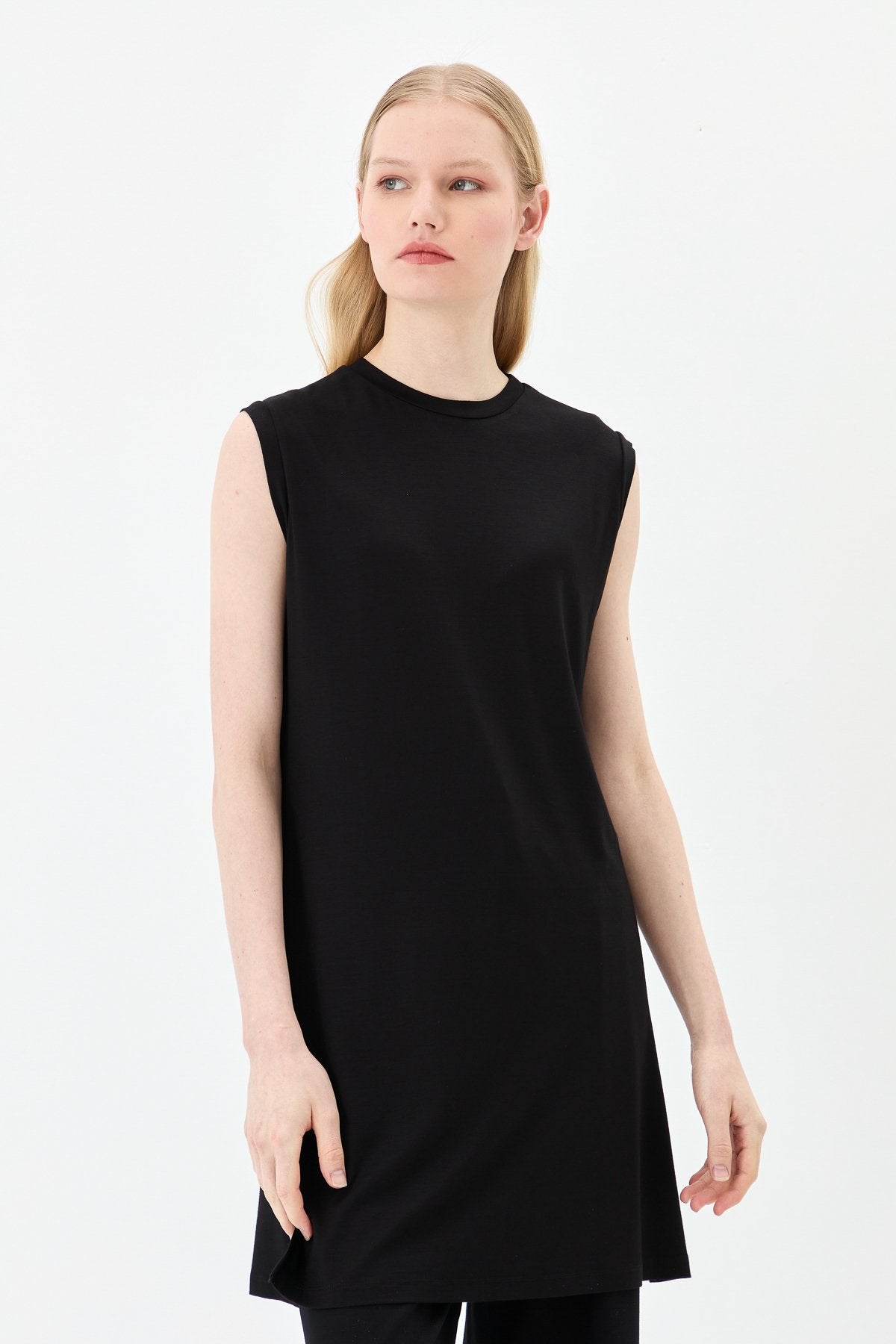 Sleeveless Cotton Undershirt - Black
