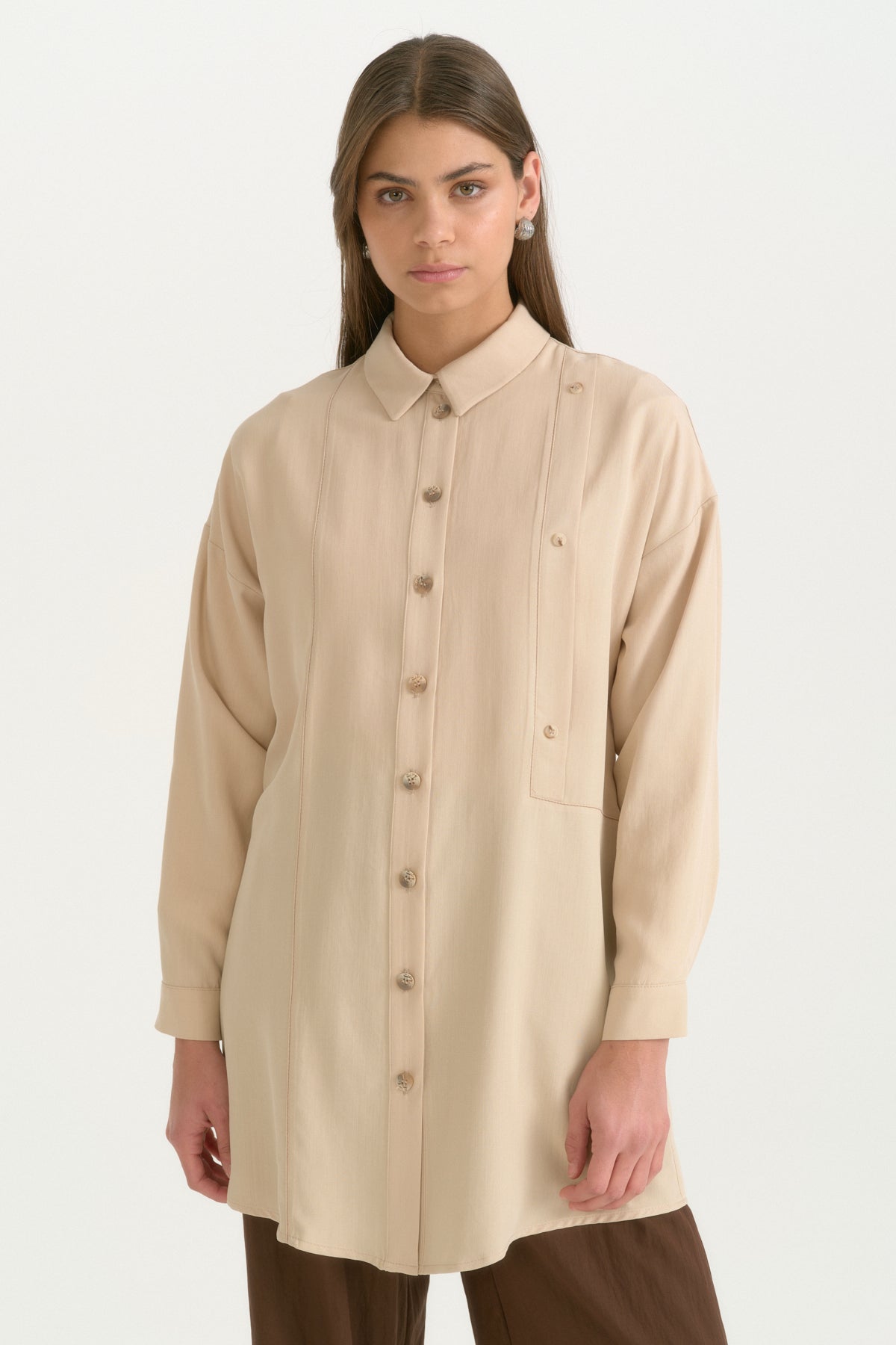 kontrast-dikis-detayli-oversize-lyocell-tunik-bej-266627.jpg