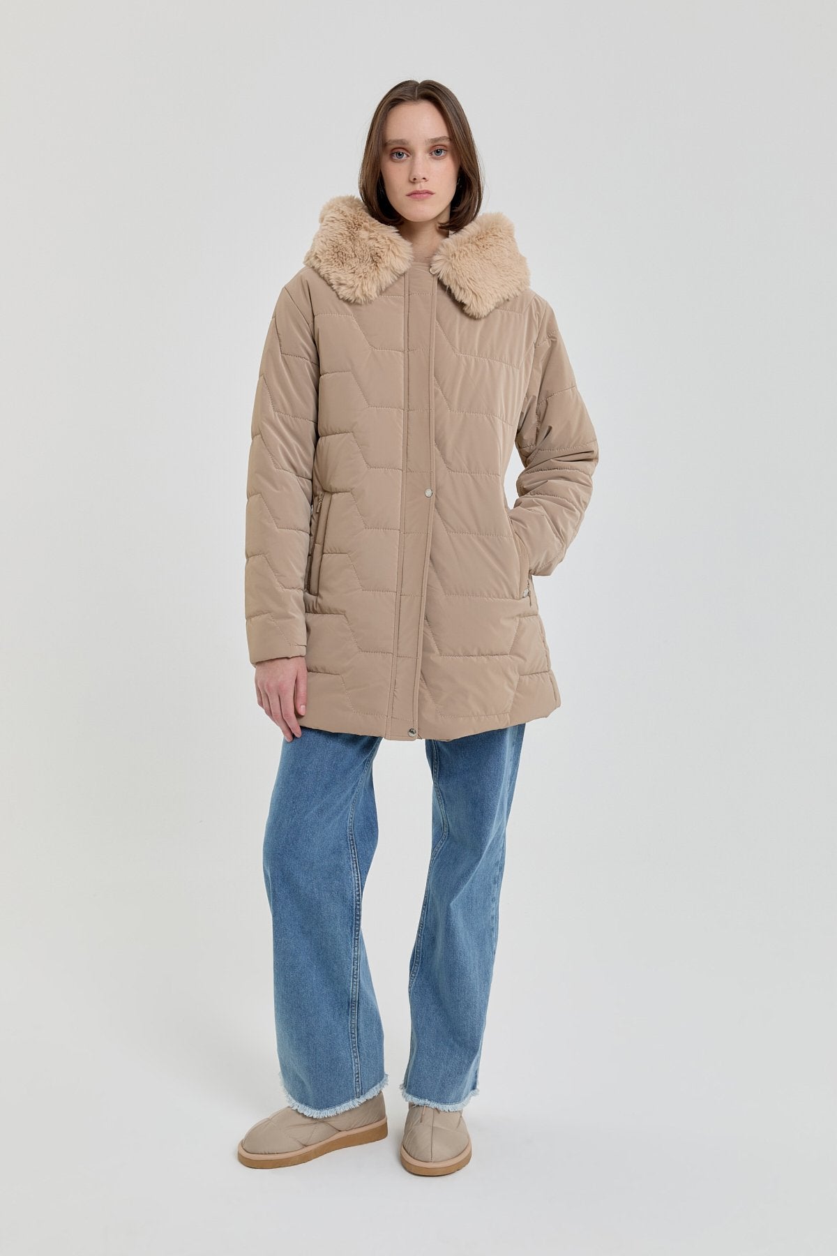 kurk-kapsonlu-oversize-kapitone-kaban-bej-258214.jpg