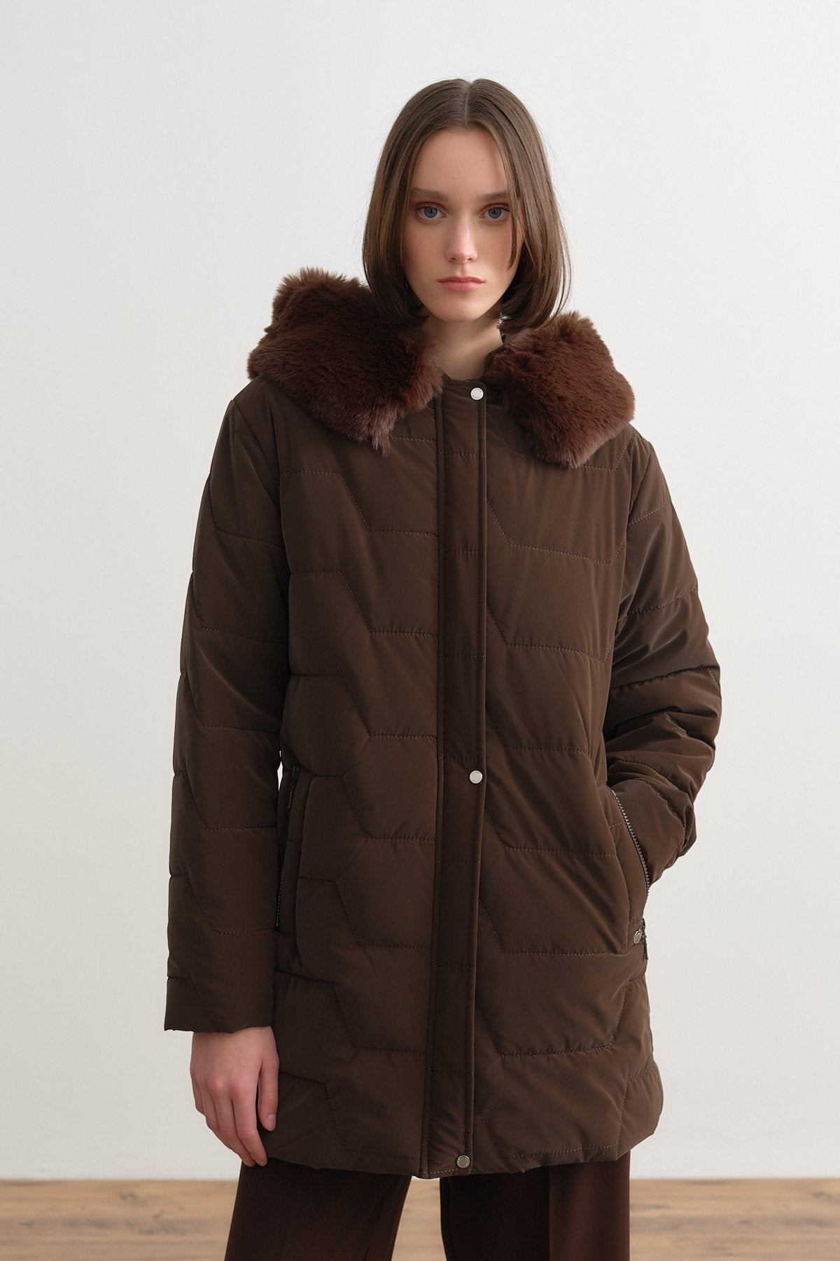 kurk-kapsonlu-oversize-kapitone-kaban-kahve-258207.jpg
