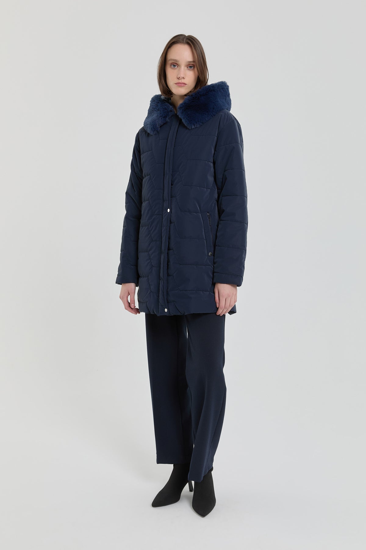kurk-kapsonlu-oversize-kapitone-kaban-lacivert-258200.jpg