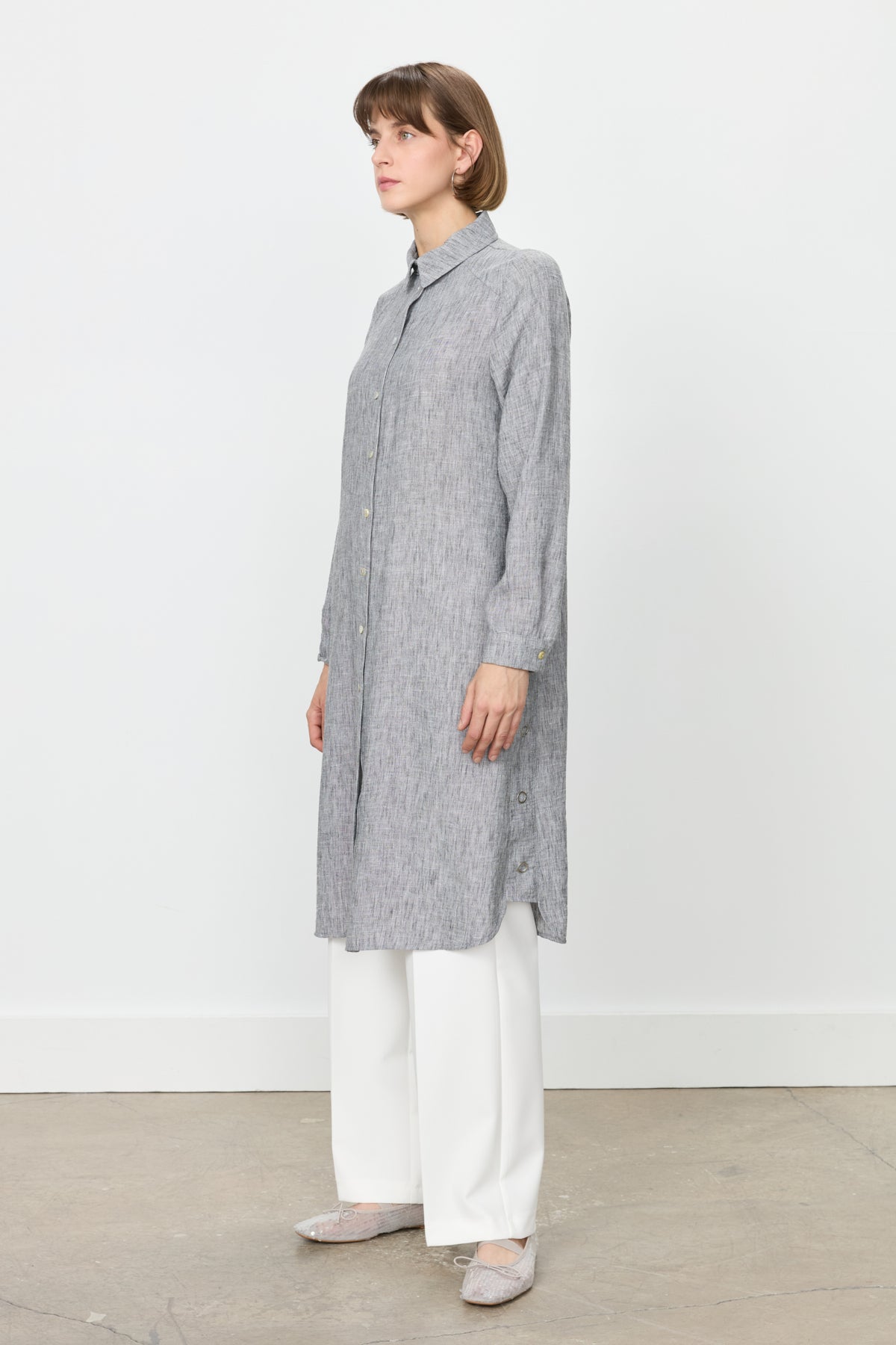 Eyelet Detail Shirt Collar Linen-Look Tunic - Black