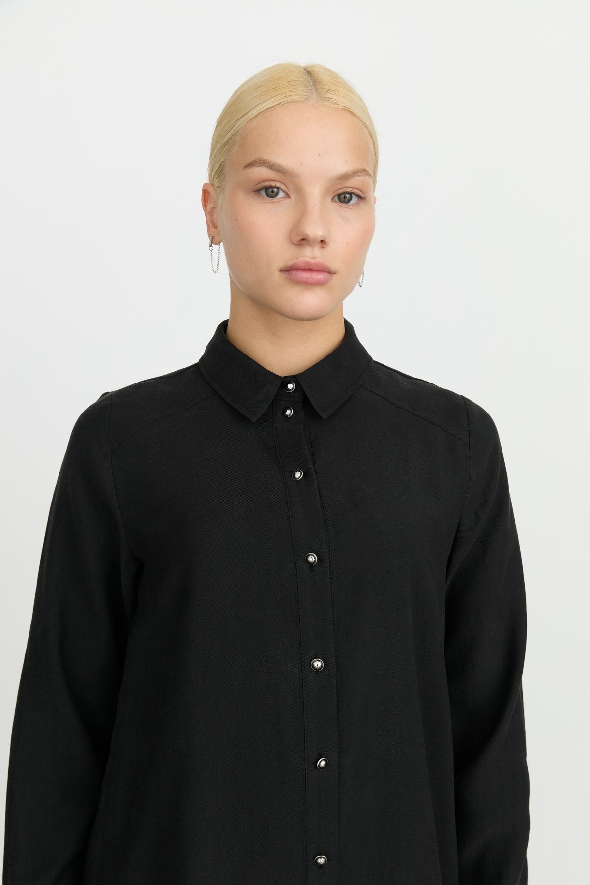 Kuşgözü Detaylı Tencel Tunik - Siyah