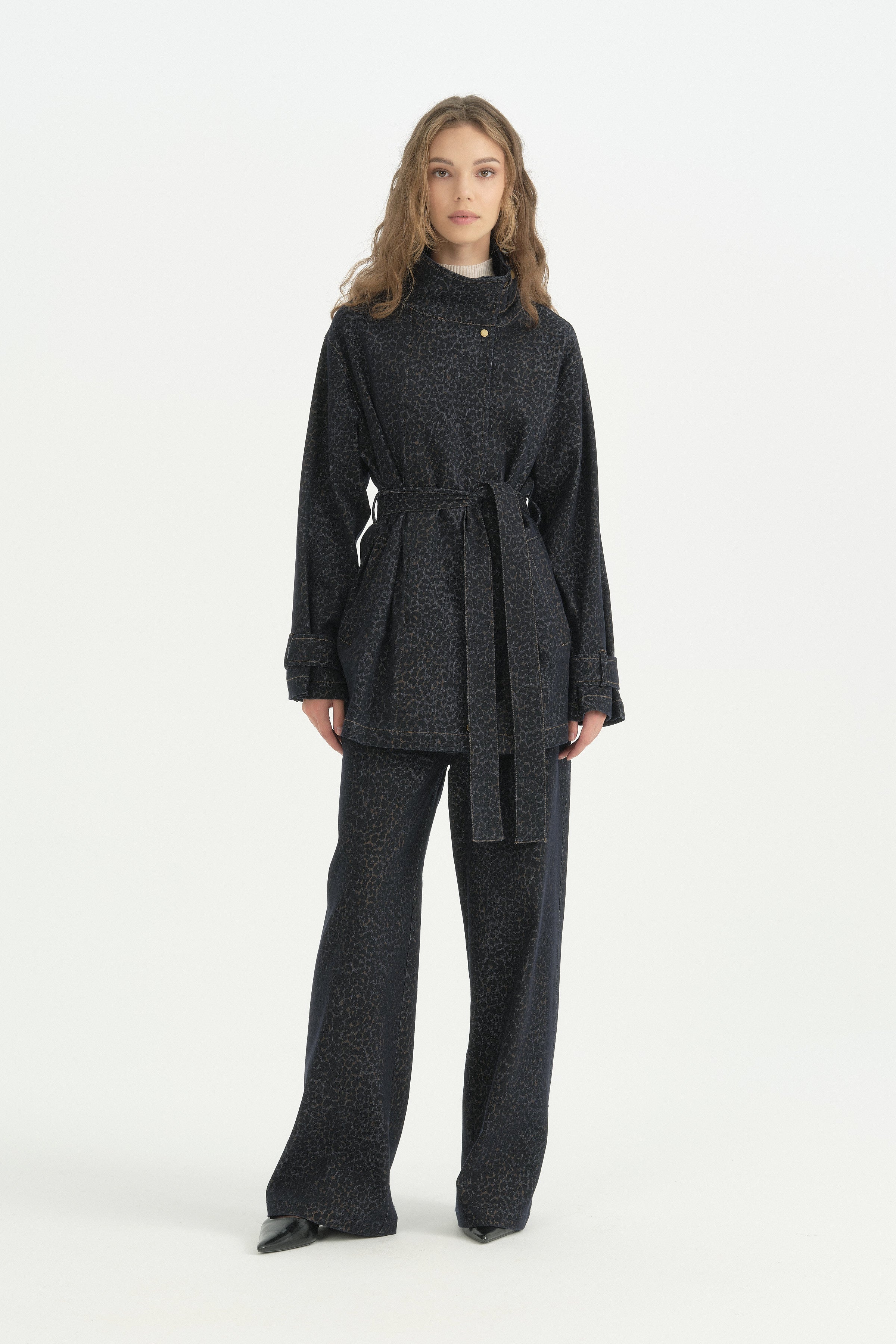 Leopar Desenli Dik Yaka Denim Ceket - Lacivert