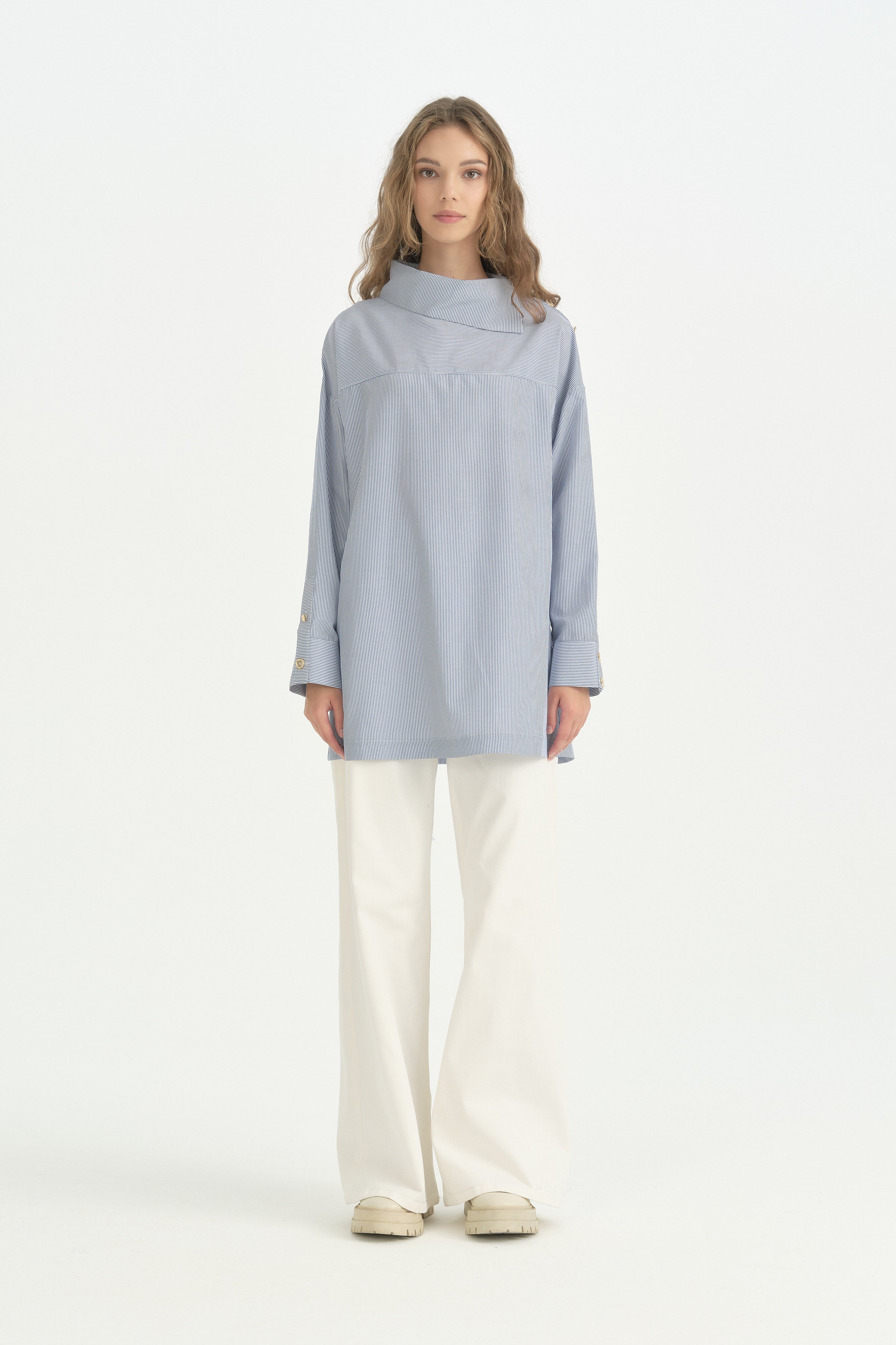li-spomuzda-dugmeli-oversize-cizgi-kumas-mixli-spor-tunik-acik-mavi-274570.jpg