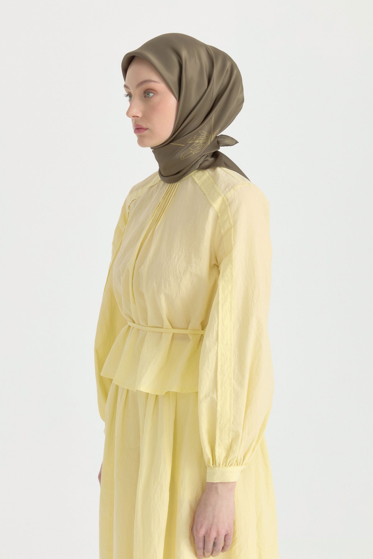 luma-sura-ipek-esarp-zeytin-yesili-264692.jpg