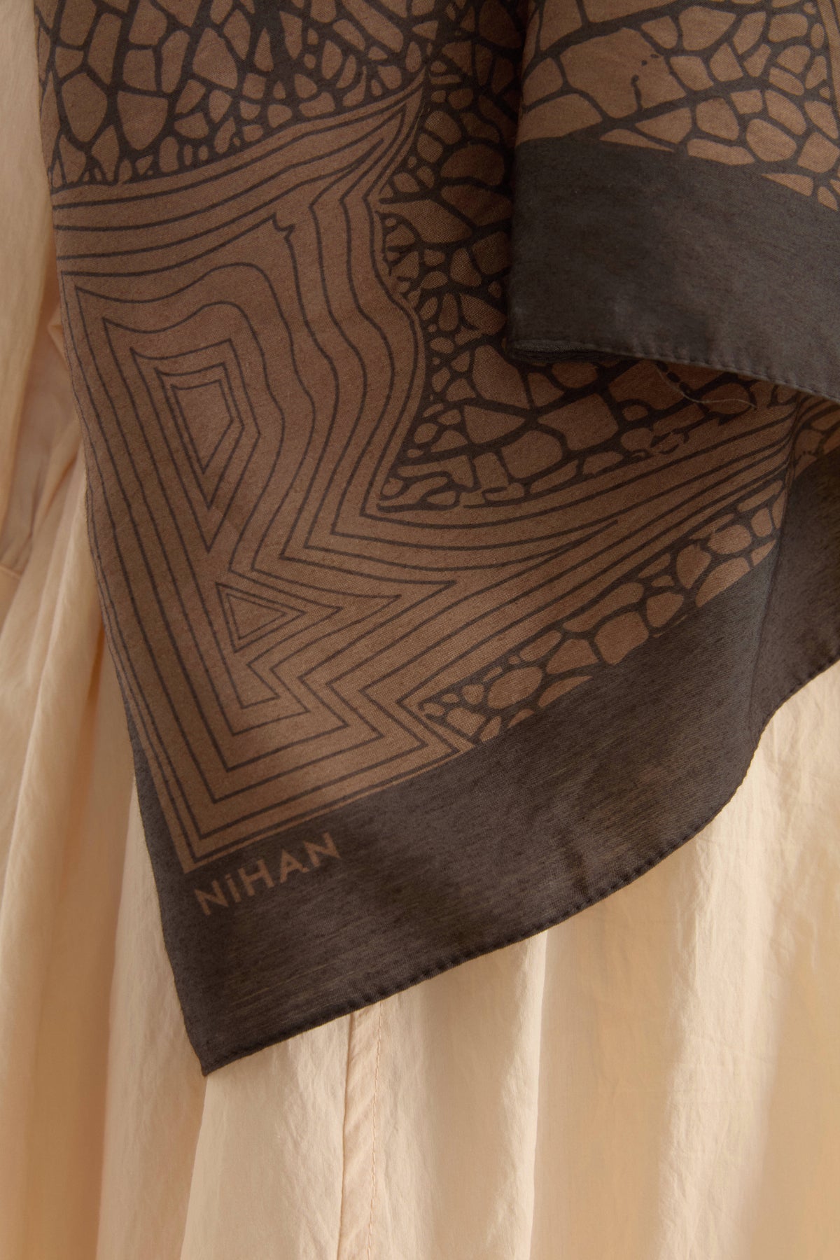 Mayda Viscose Shawl - Light Brown