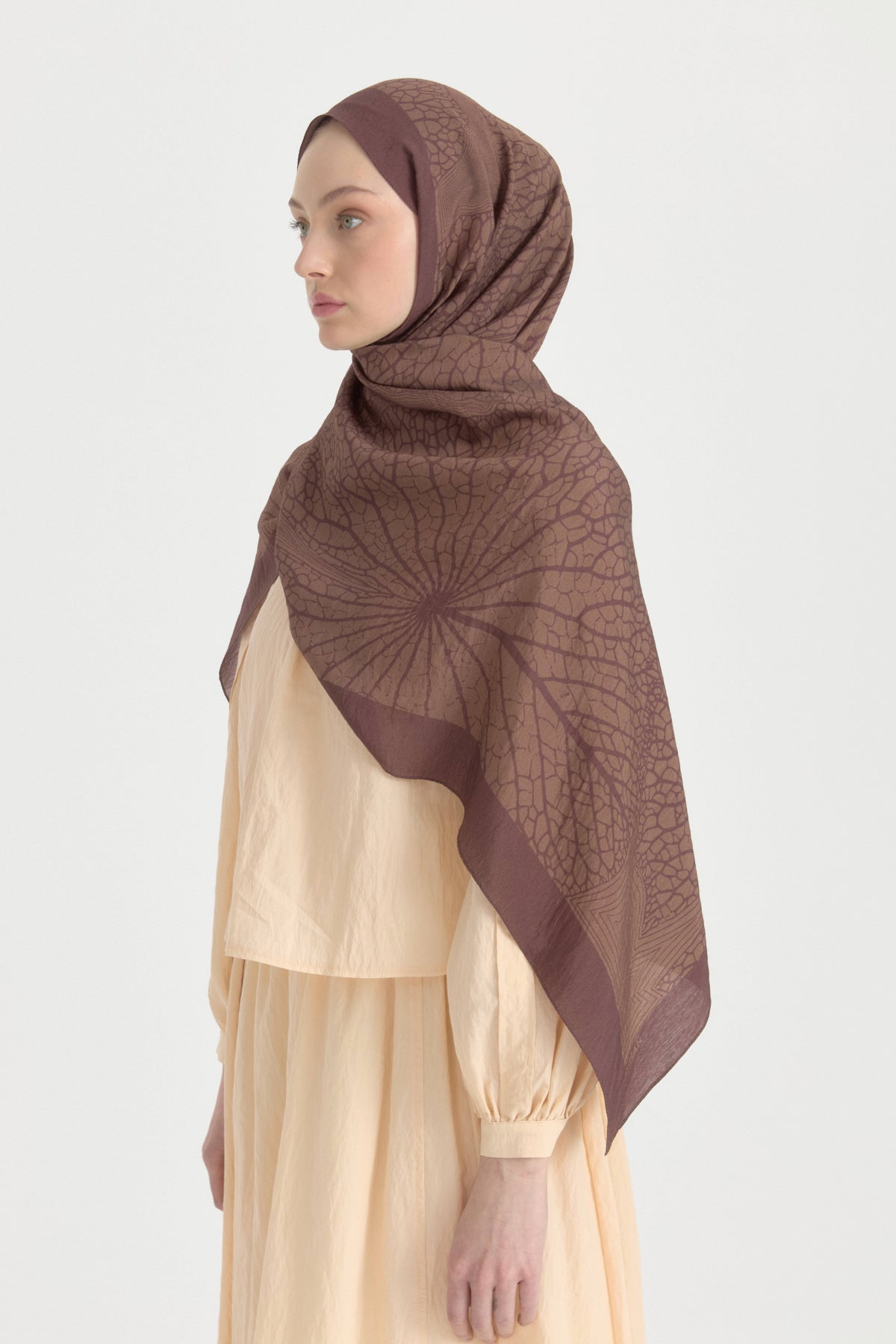 Mayda Viscose Shawl - Coffee