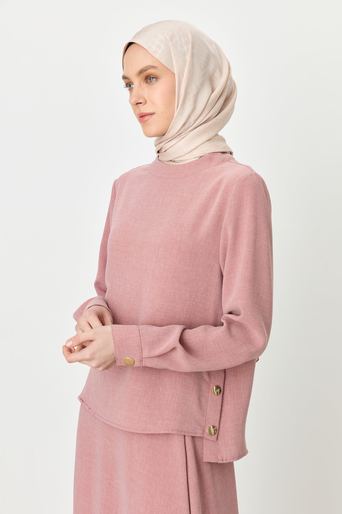 Skirt and Blouse Set with Metal Accessory Details - Rose Pink