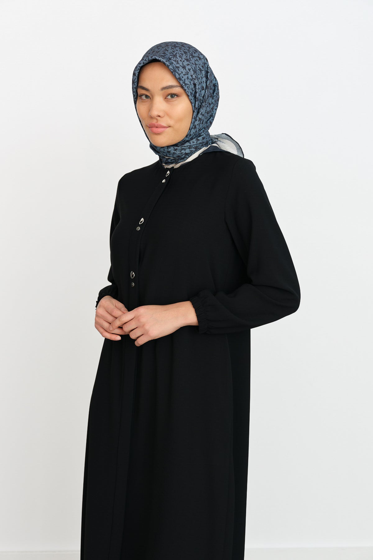 Abaya with Metal Accessories - Black