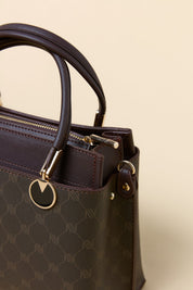 Monogram Metal Aksesuarlı Tote Çanta - Kahve