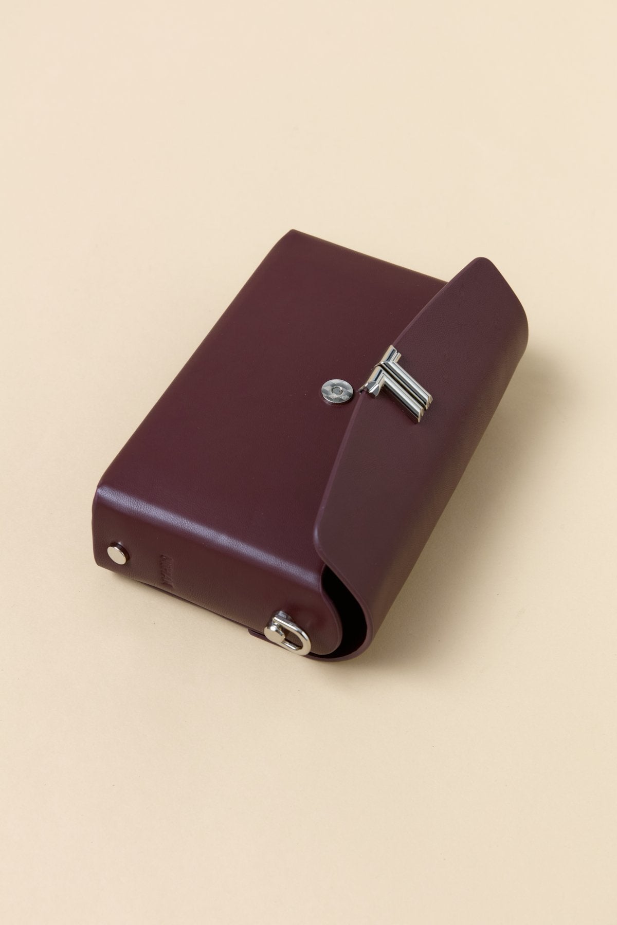 Metal Clasp Crossbody Bag - Burgundy