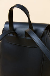 Backpack with Metal Closure - Black