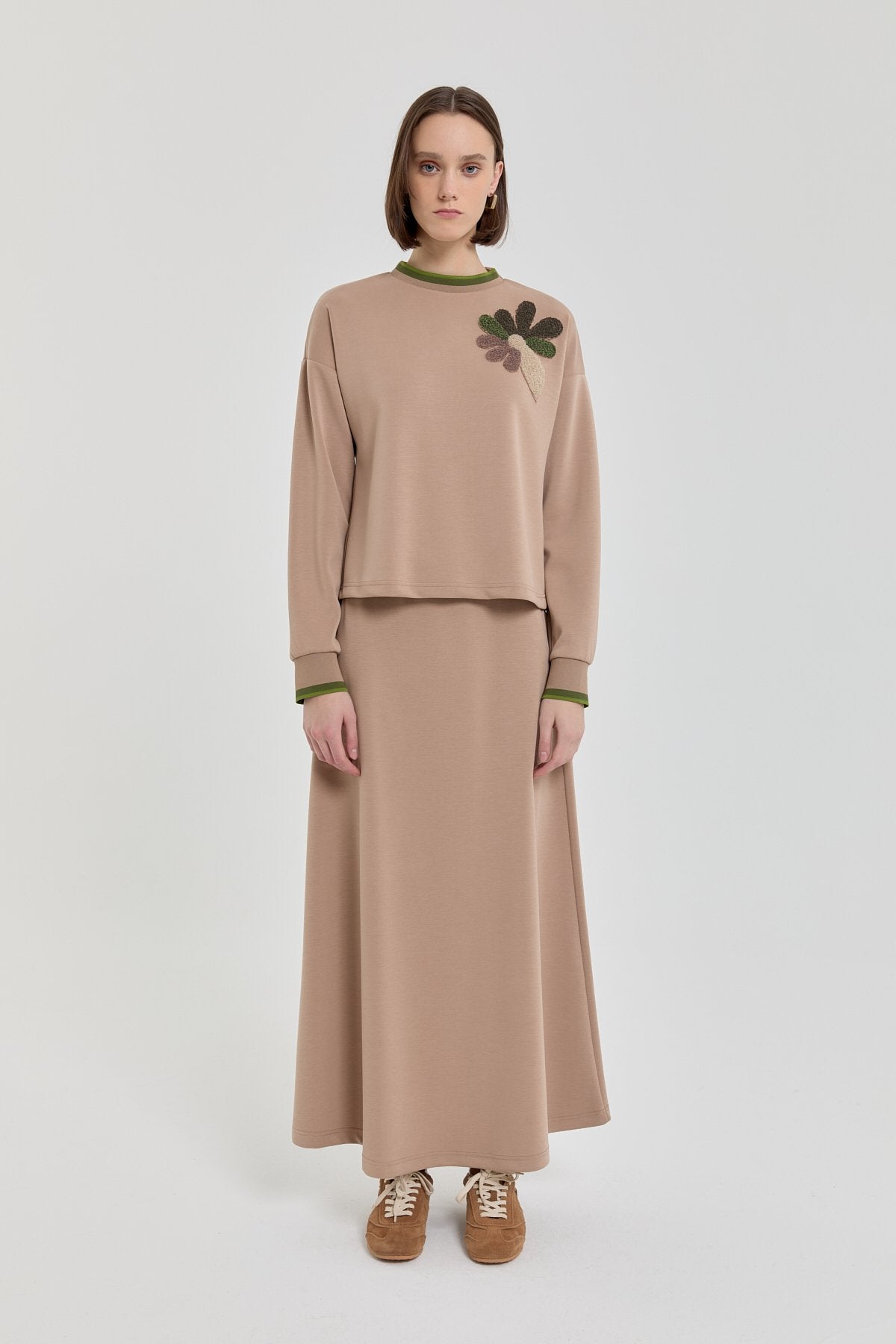 Nakış Detaylı Örme Etek Bluz Takım - Camel
